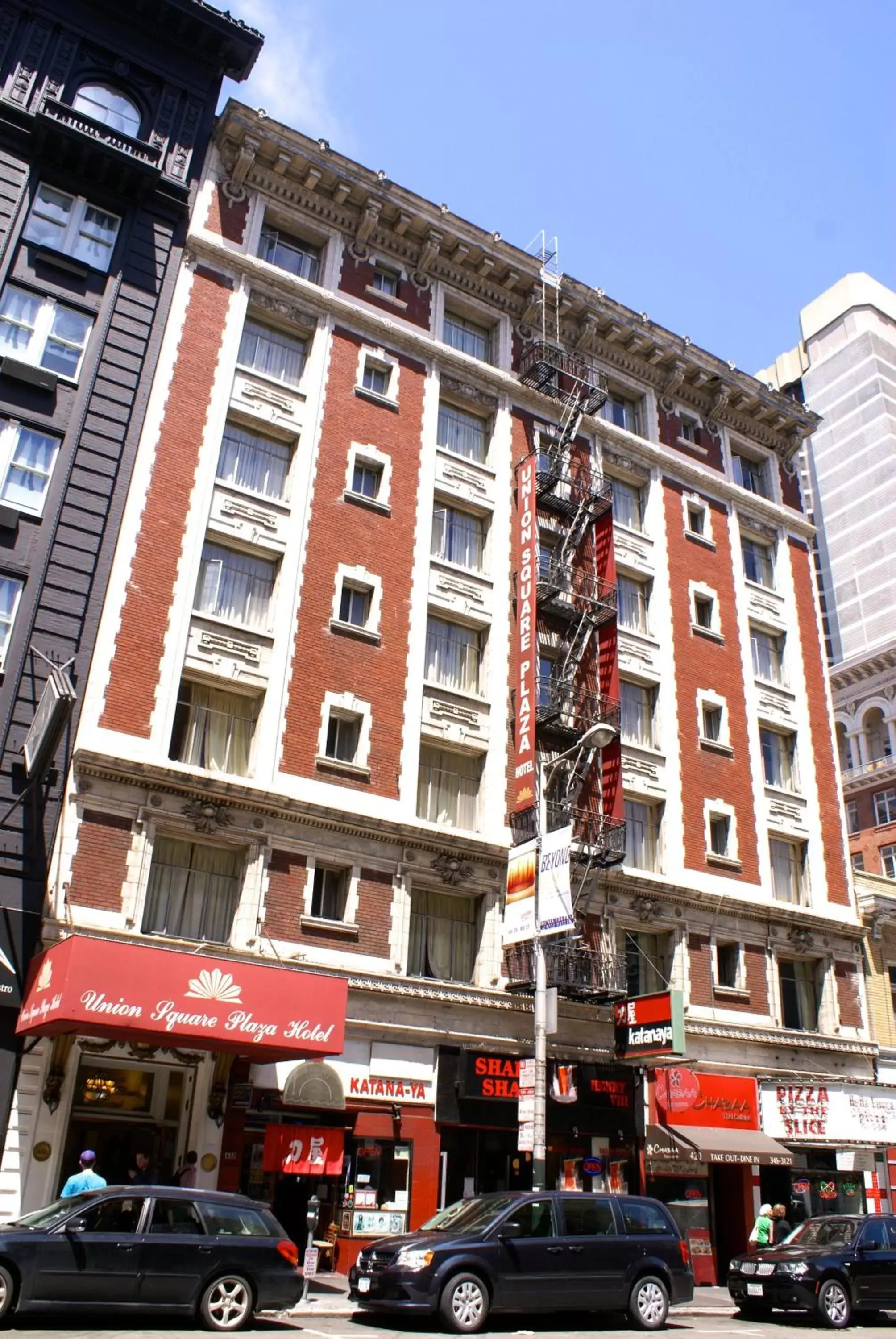 Facade/entrance, Property Building in Union Square Plaza Hotel