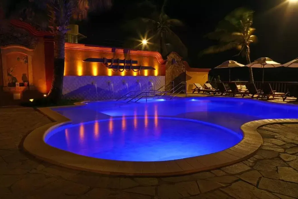 Swimming Pool in Manary Praia Hotel