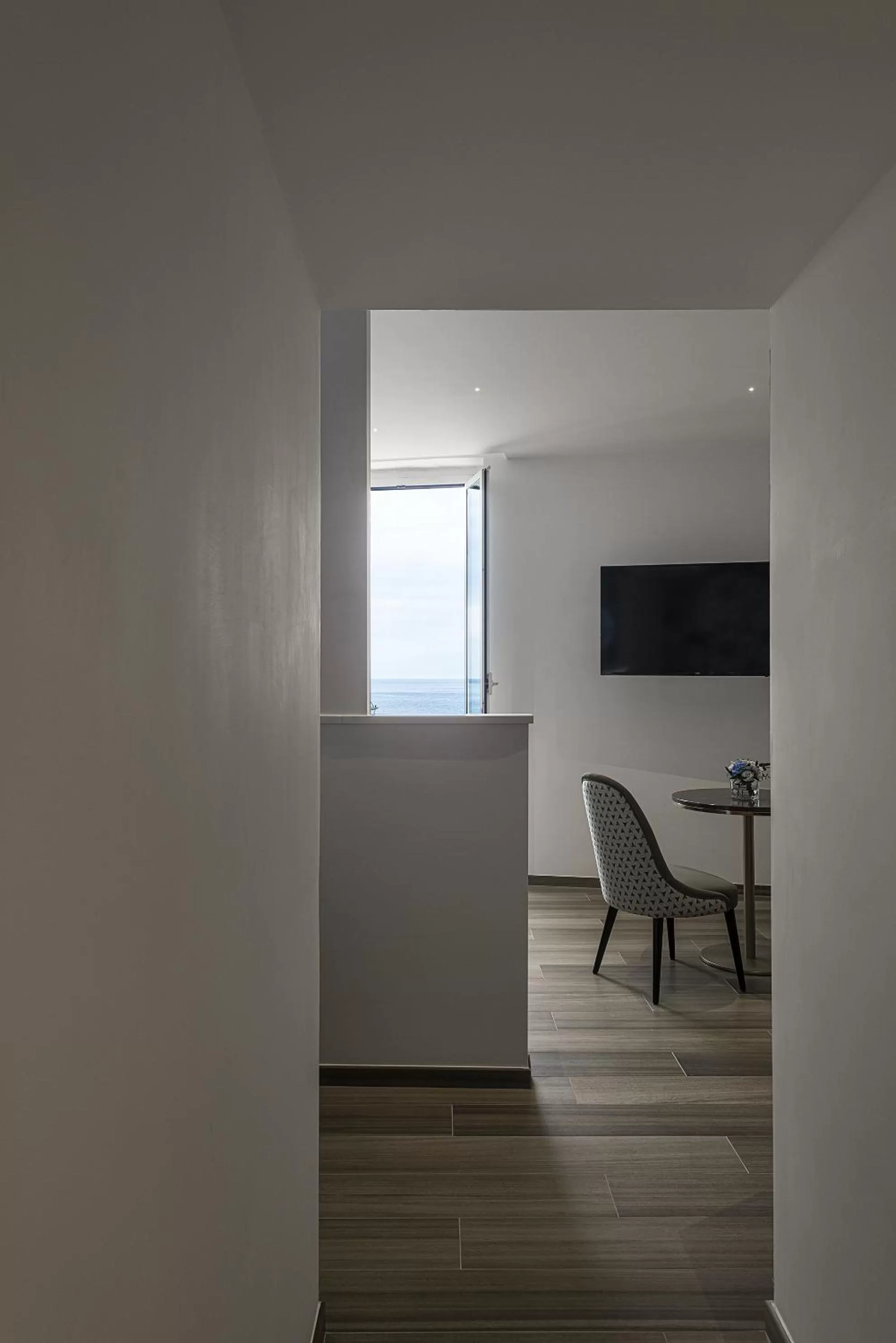 TV and multimedia in Sublimis Boutique Hotel Adults-Only