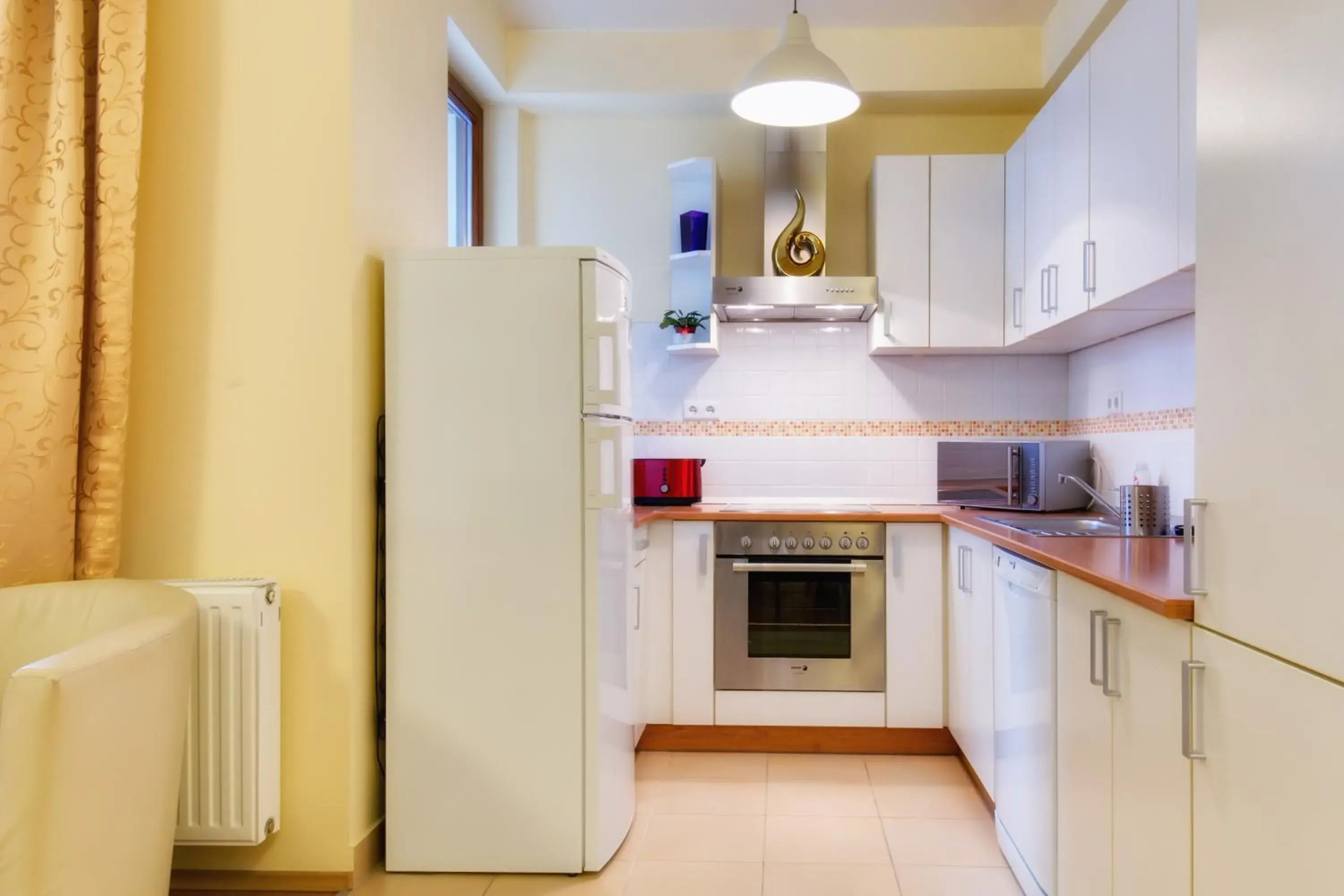 Kitchen or kitchenette, Kitchen/Kitchenette in Trendy Deluxe Apartments