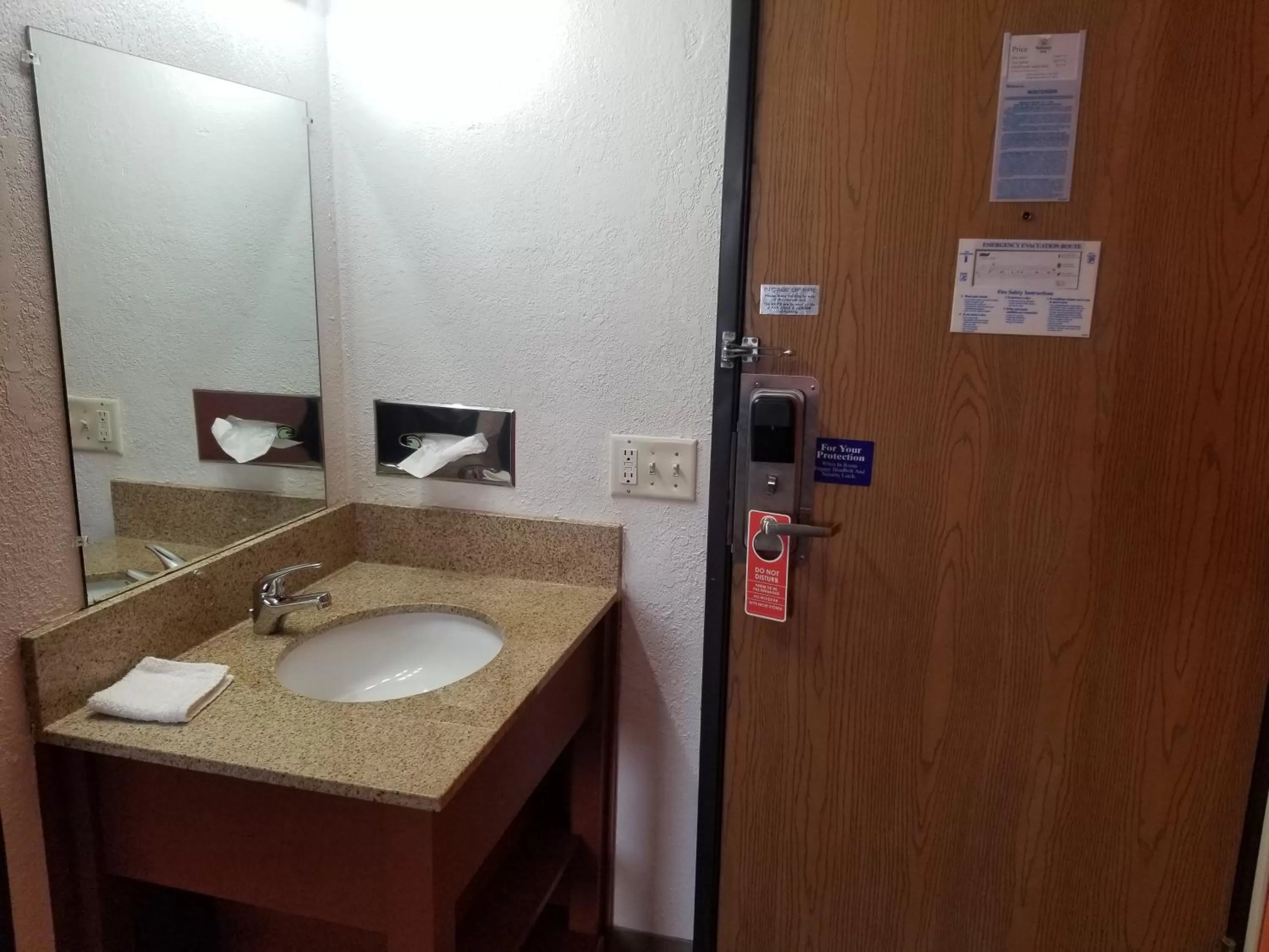 Bathroom in Reliance Inn