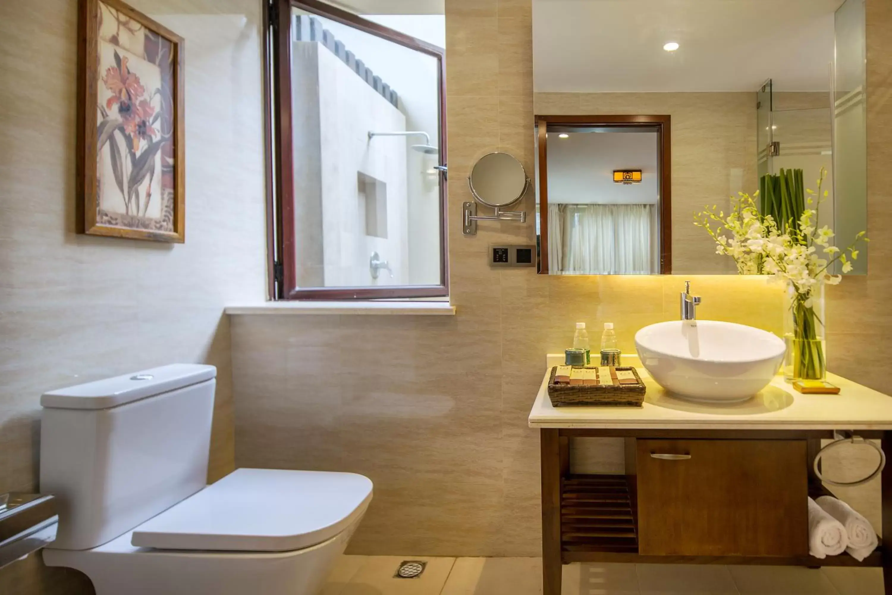 Toilet, Bathroom in Sanya Yalong Bay Villas & Spa