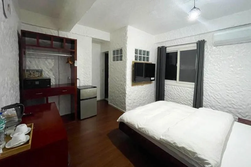 Superior Queen Room in Montani Beach Resort