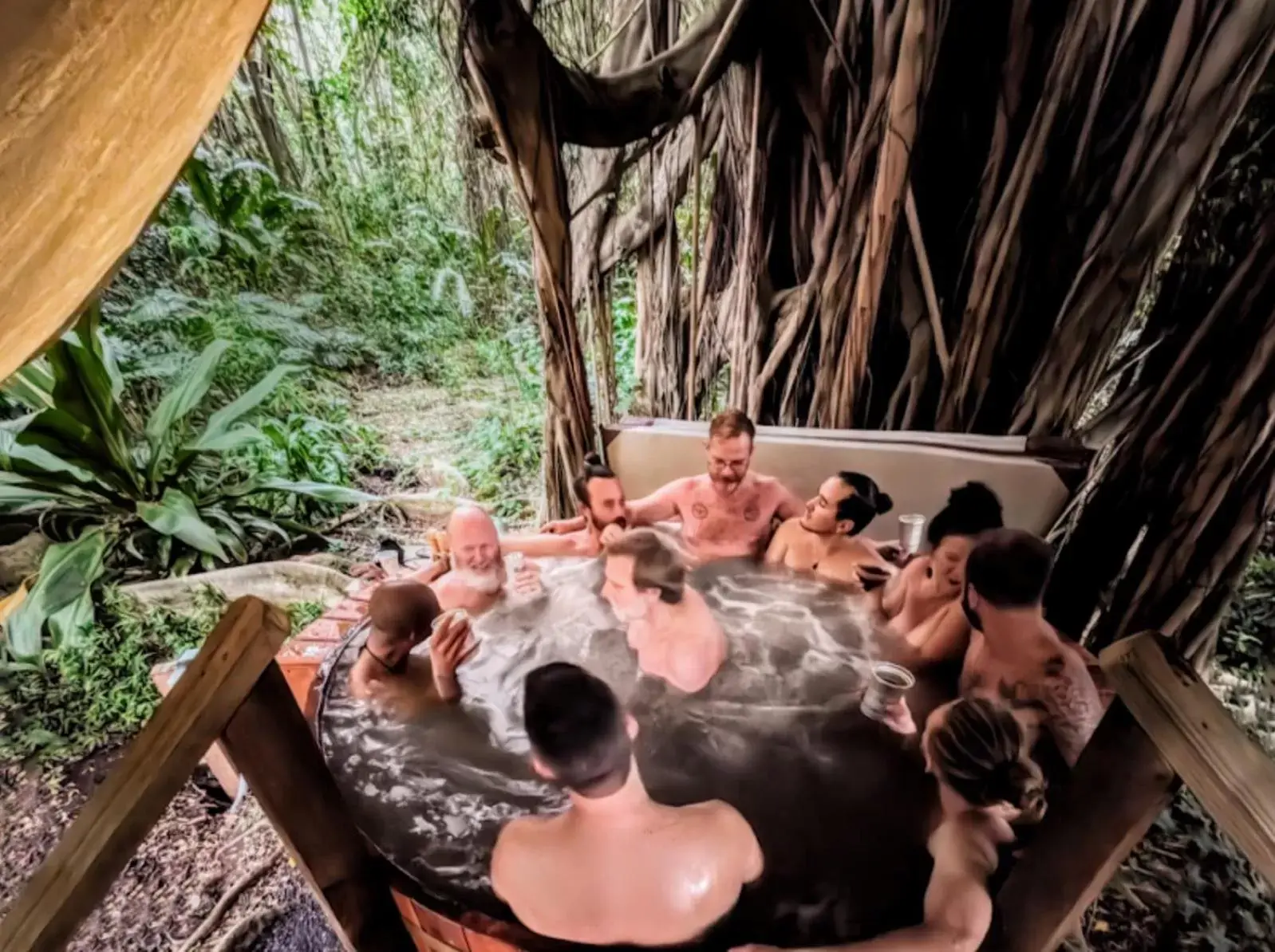 Hot Tub in Kehena Mauka Nui Club LGBTQIA+ Clothing Optional