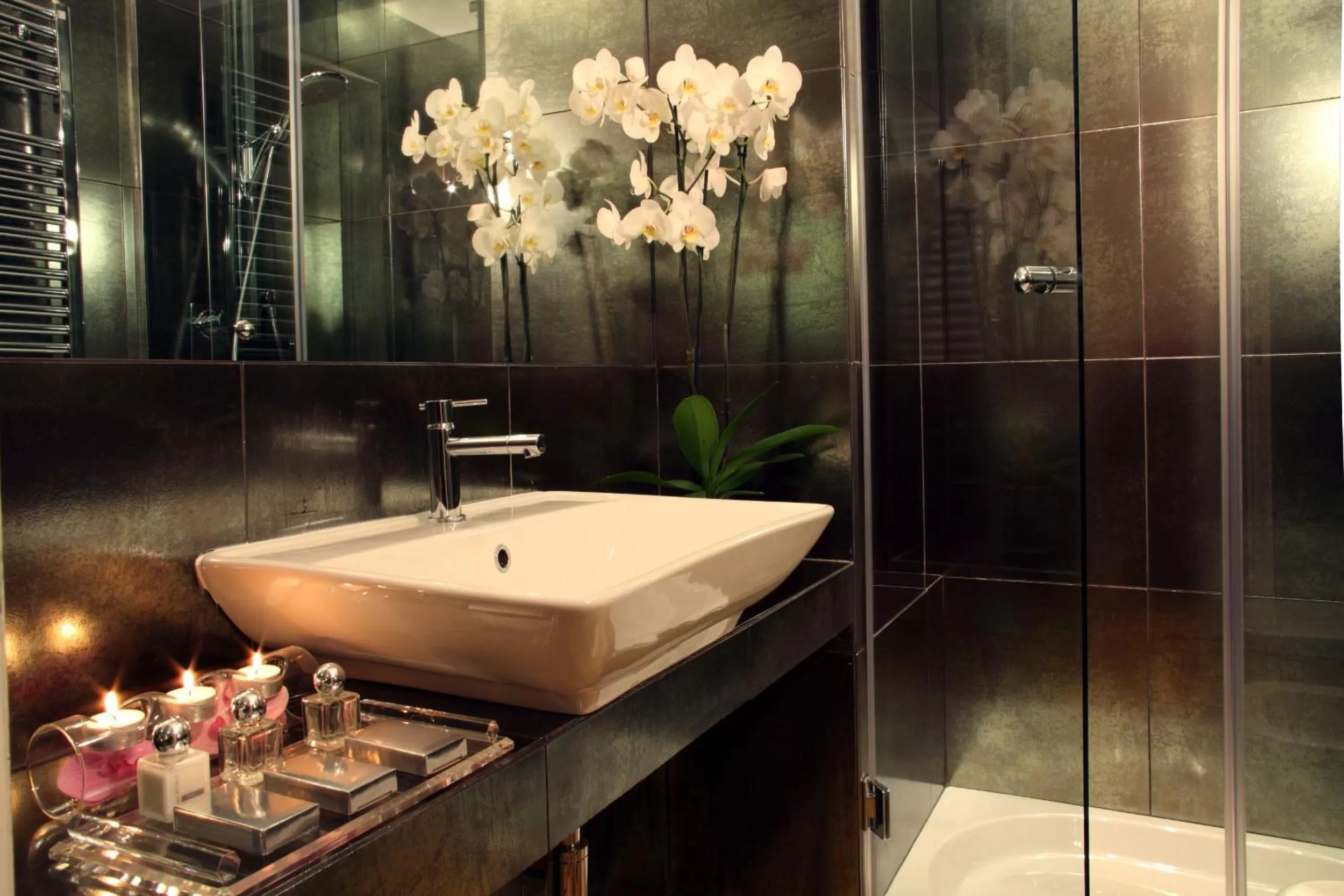 Bathroom in St. Peter Guest House