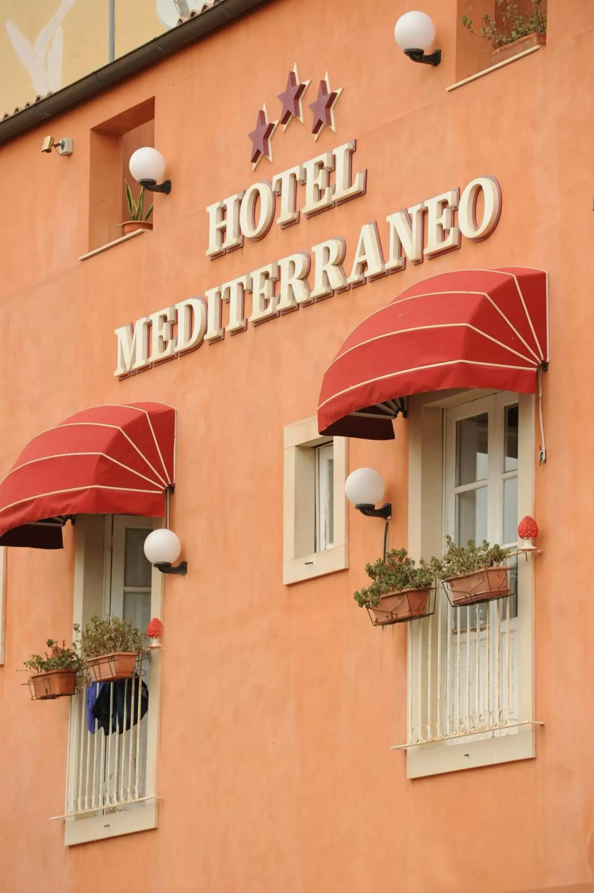 Property building in Hotel Mediterraneo