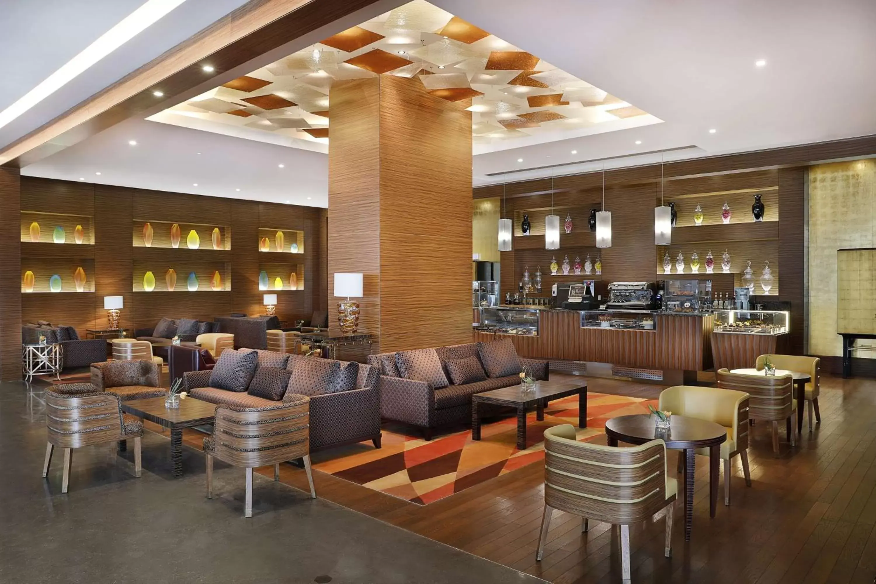 Lobby or reception, Restaurant/Places to Eat in Hilton Riyadh Hotel & Residences