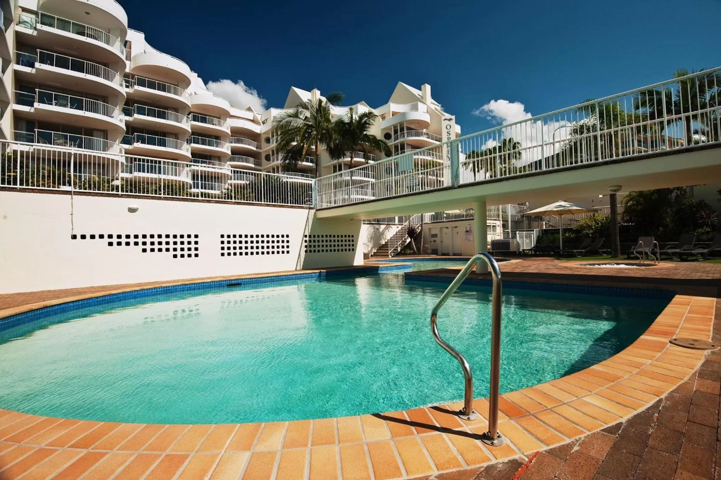 Swimming pool in Osprey Apartments