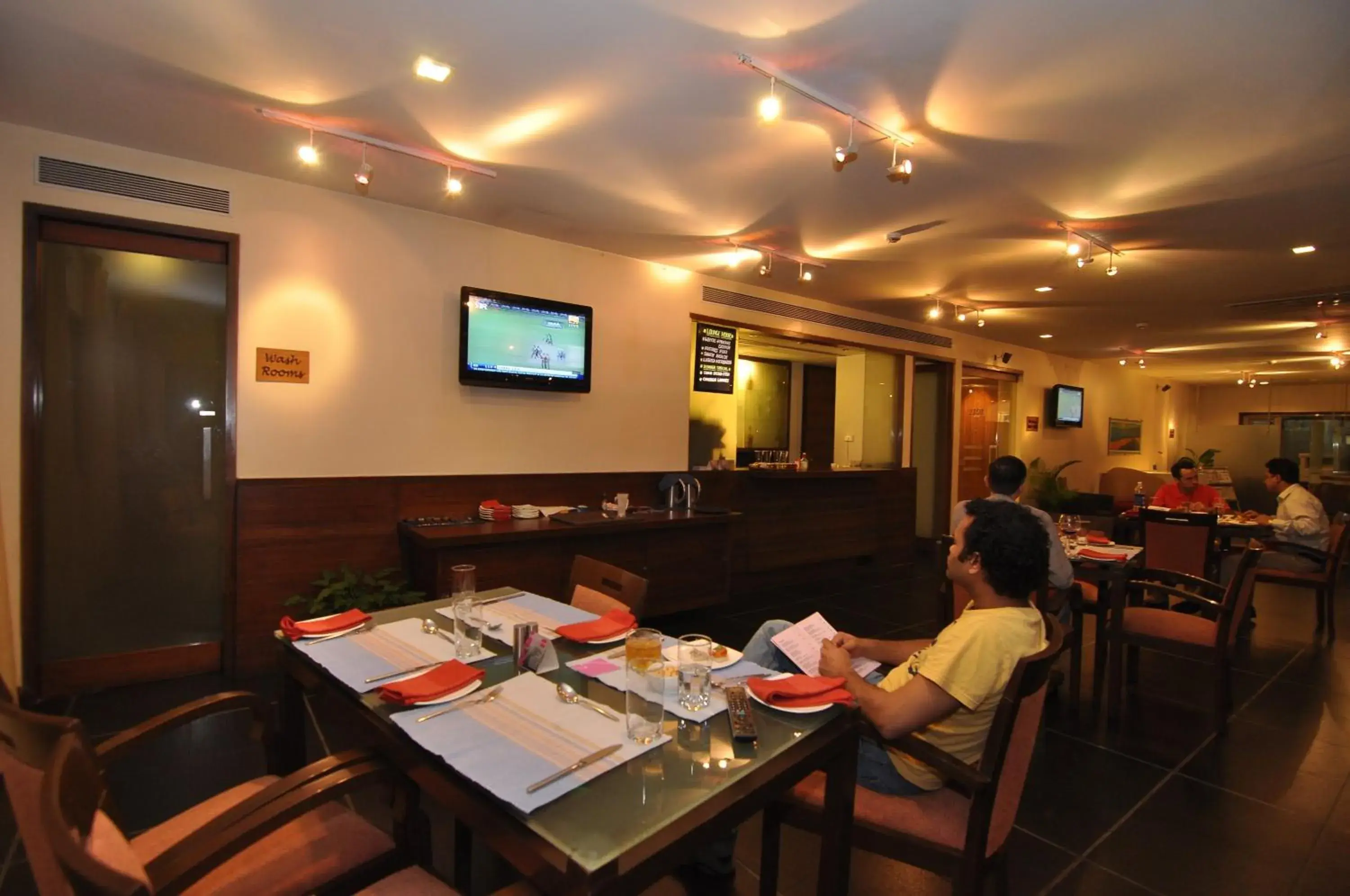 Restaurant/places to eat in Hotel Studio Estique Restaurant/places to eat in Hotel Studio Estique