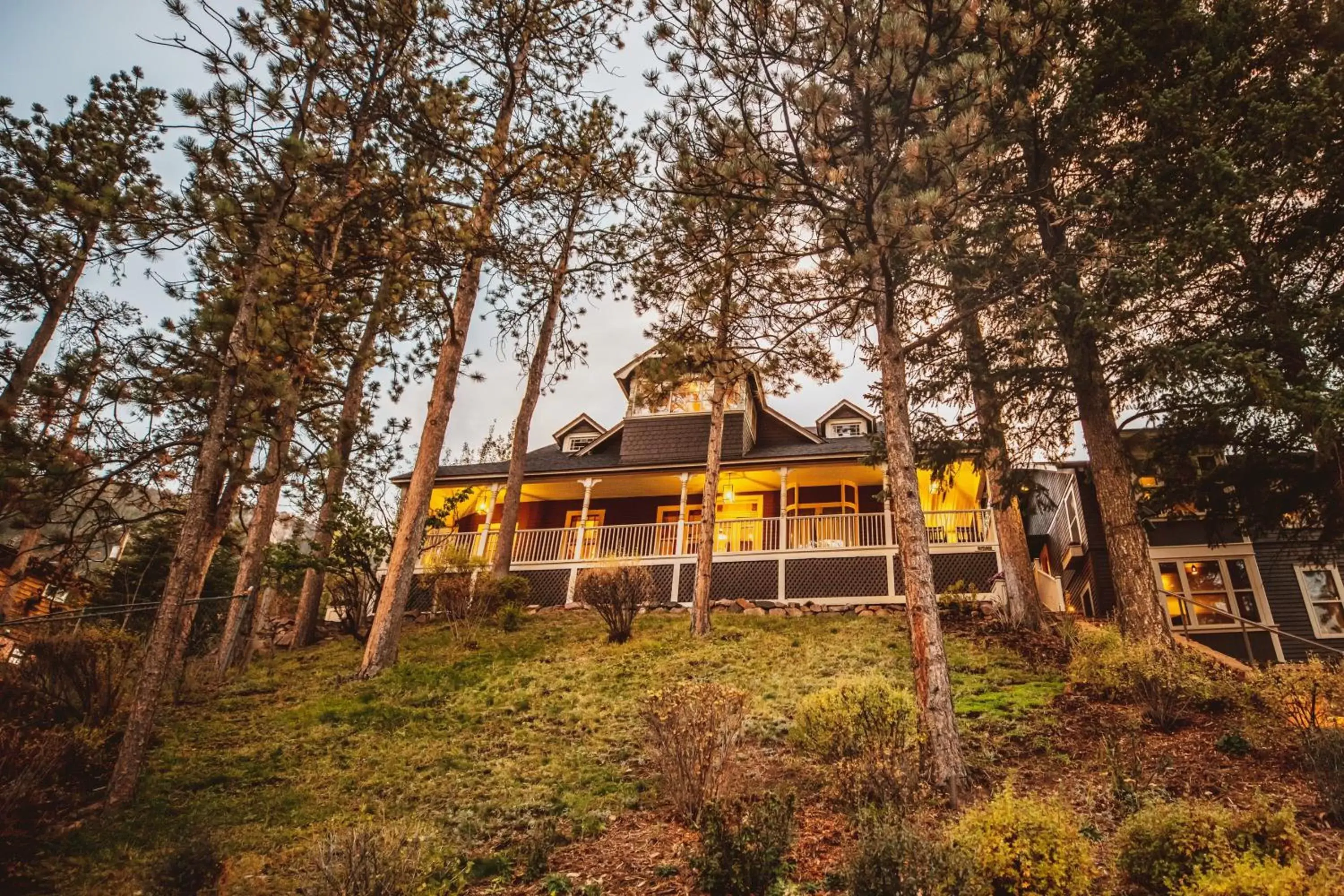 Property Building in The Outlook Lodge