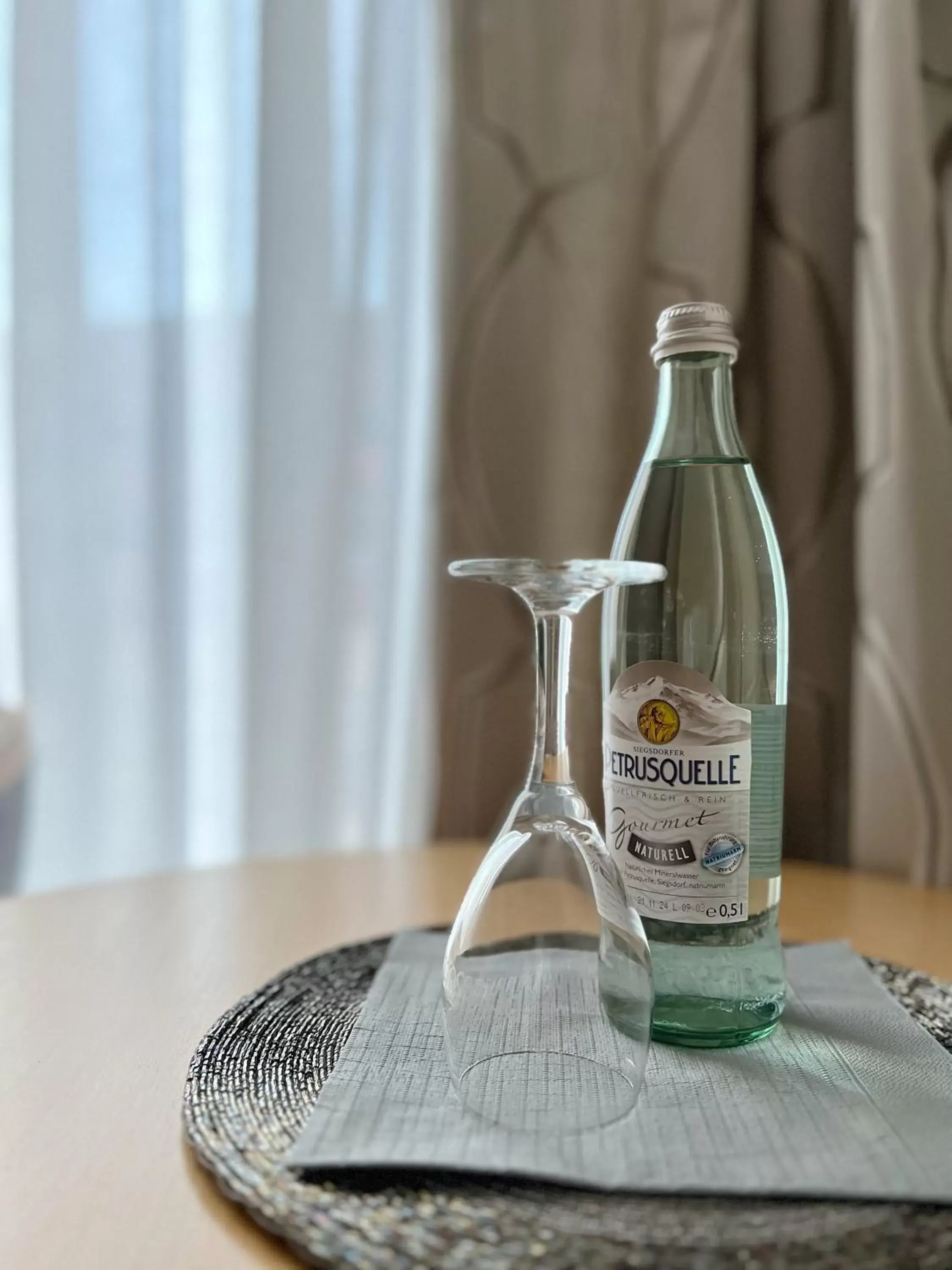 room service, Drinks in Hotel Prinz