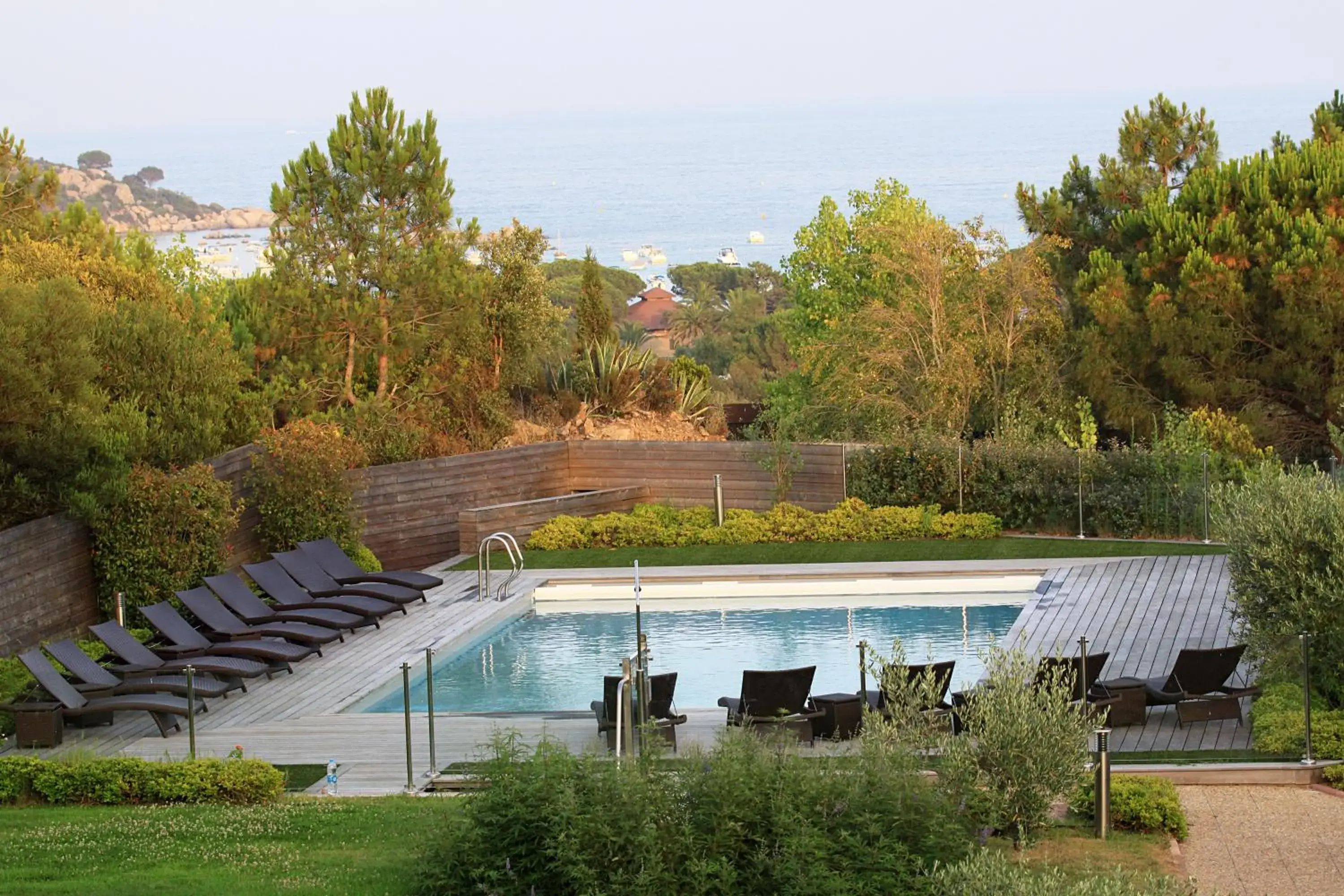 Pool view, Swimming Pool in Hôtel Castell'Verde