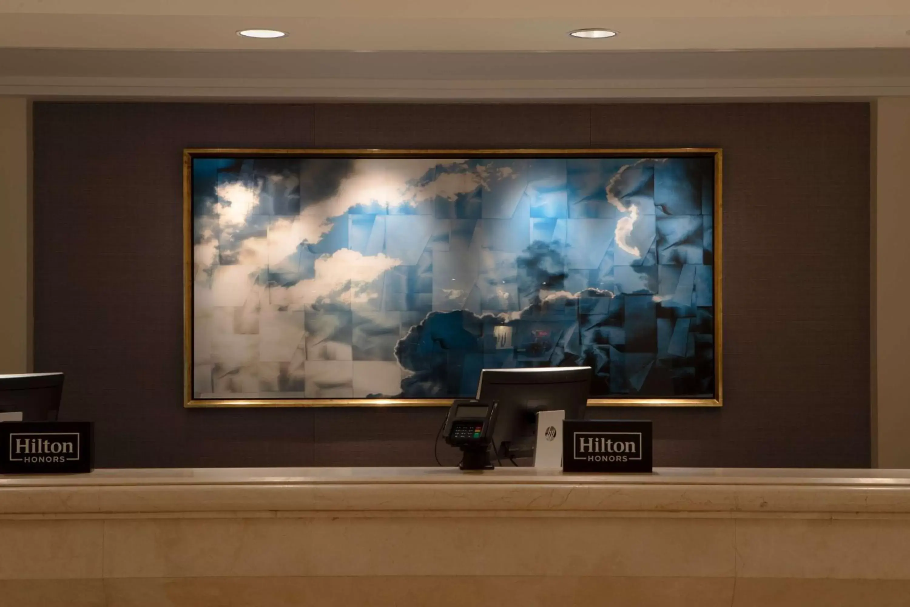 Lobby or reception in Hilton Los Angeles Airport