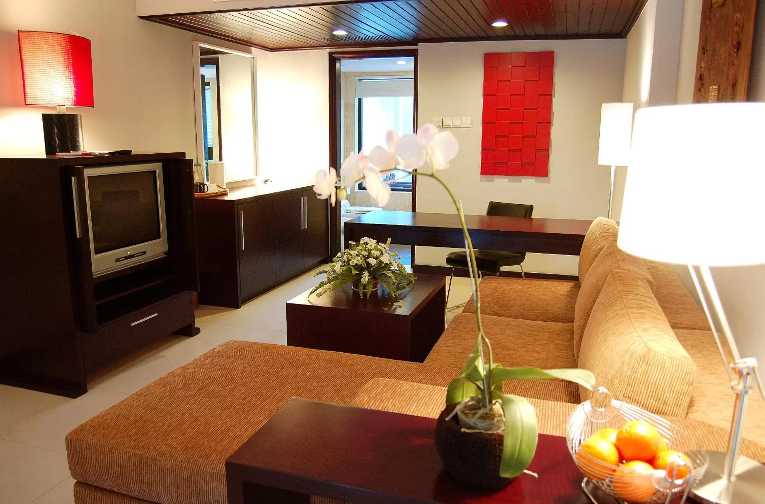 Living room, TV/Entertainment Center in Prime Plaza Hotel Sanur – Bali