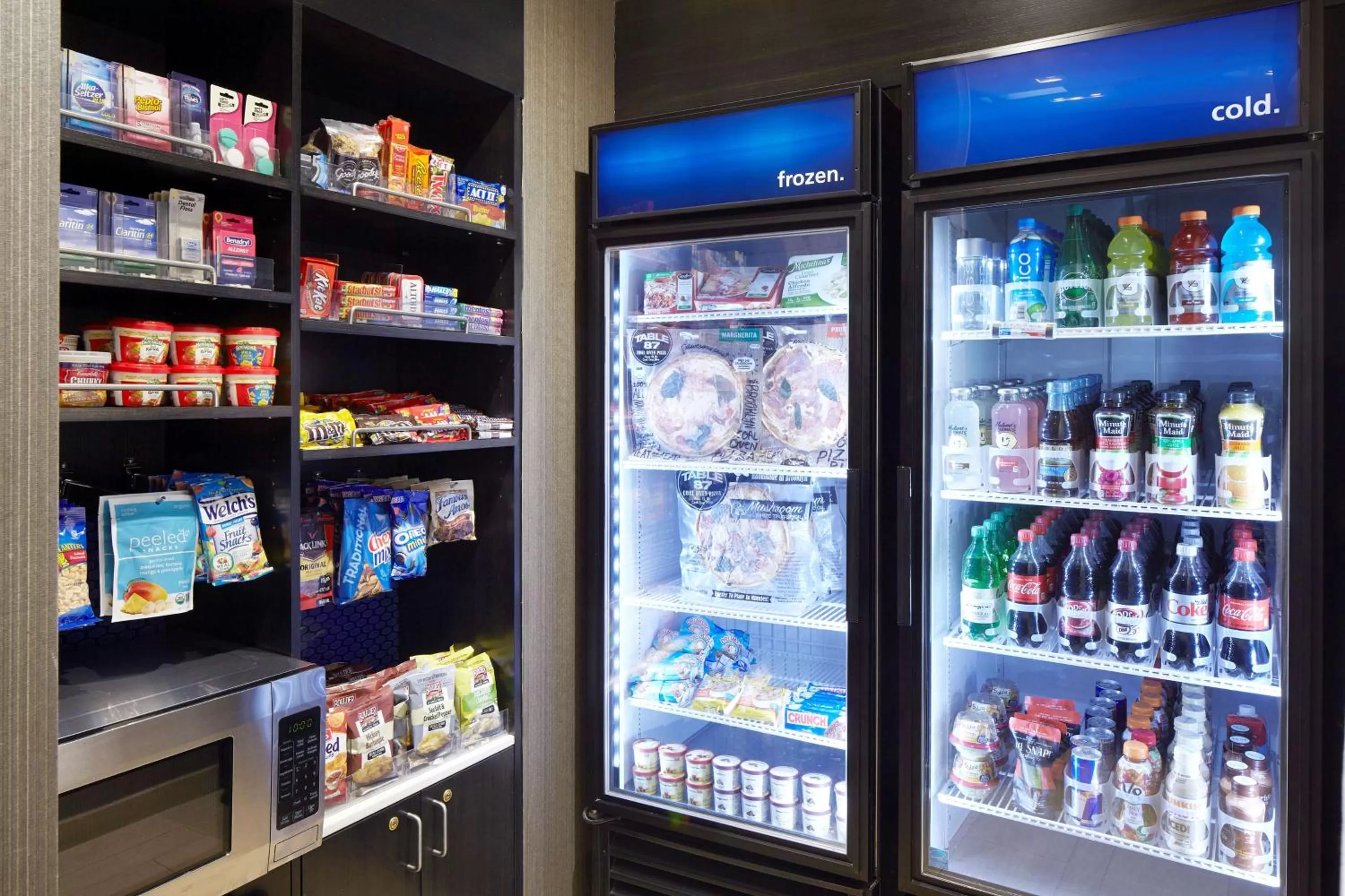 Restaurant/places to eat in Hampton Inn Brooklyn Downtown