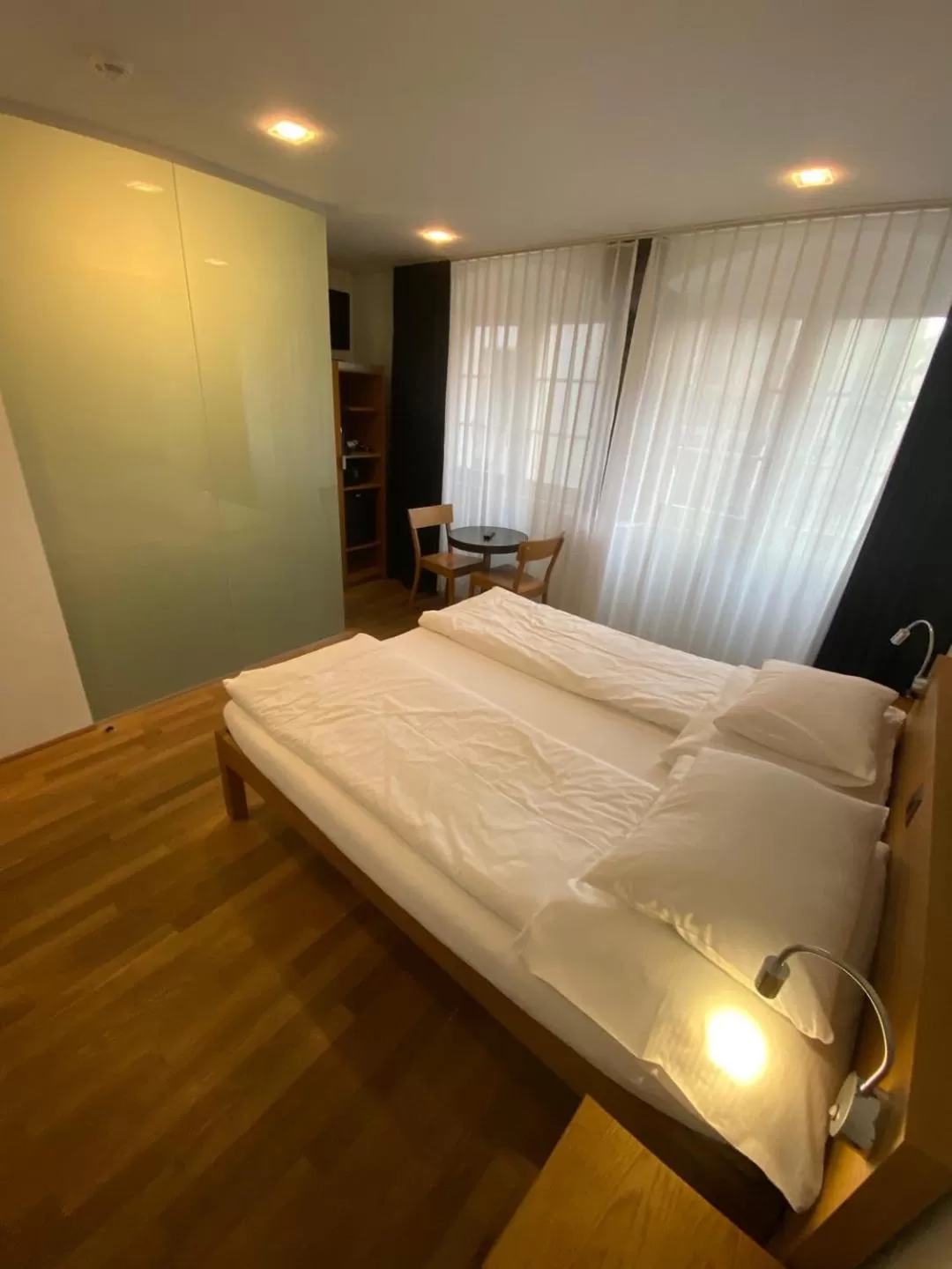 Bed in Hotel Lestelle - self check-in