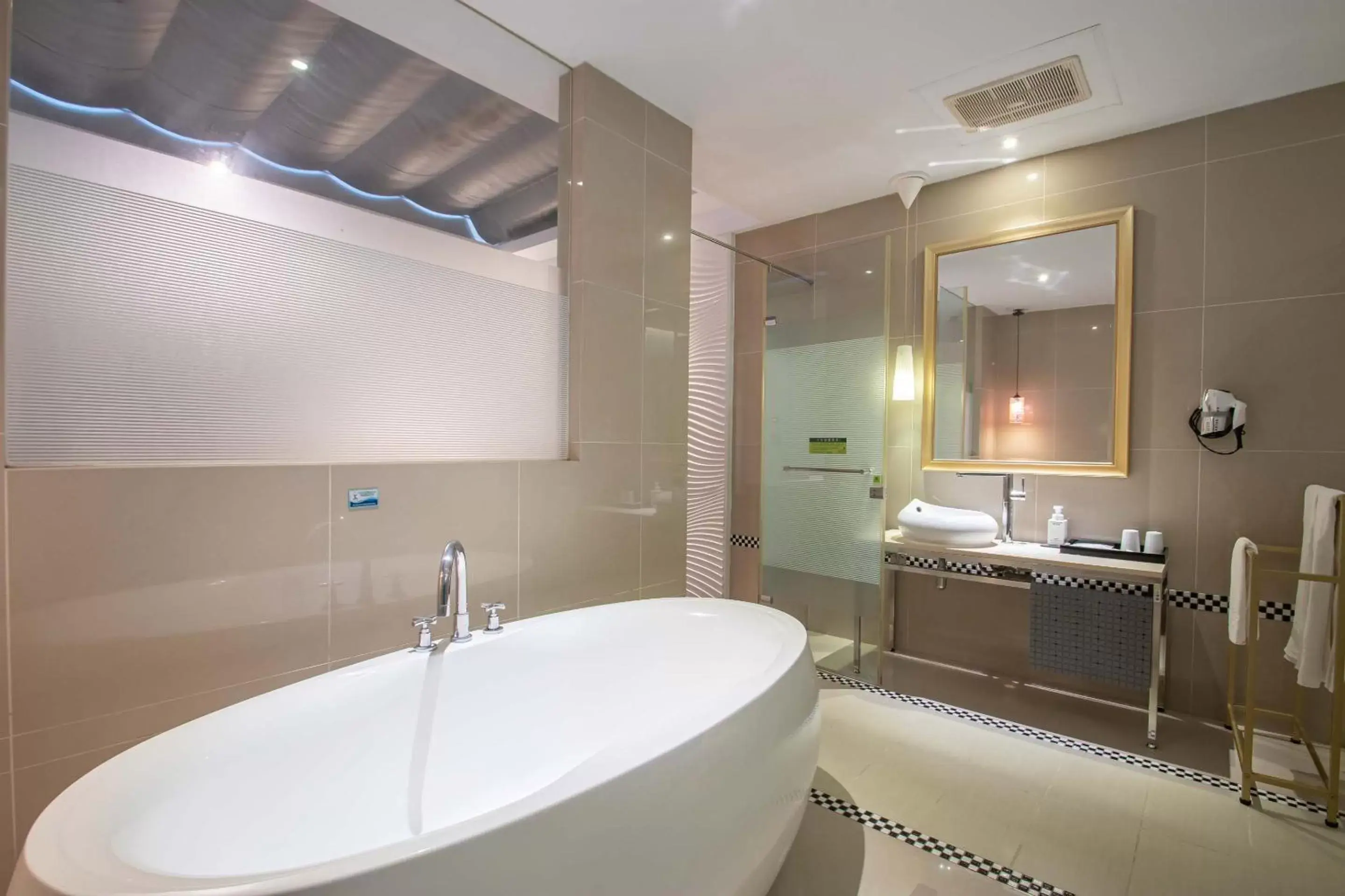 Bath, Bathroom in 168 Motel-Taoyuan