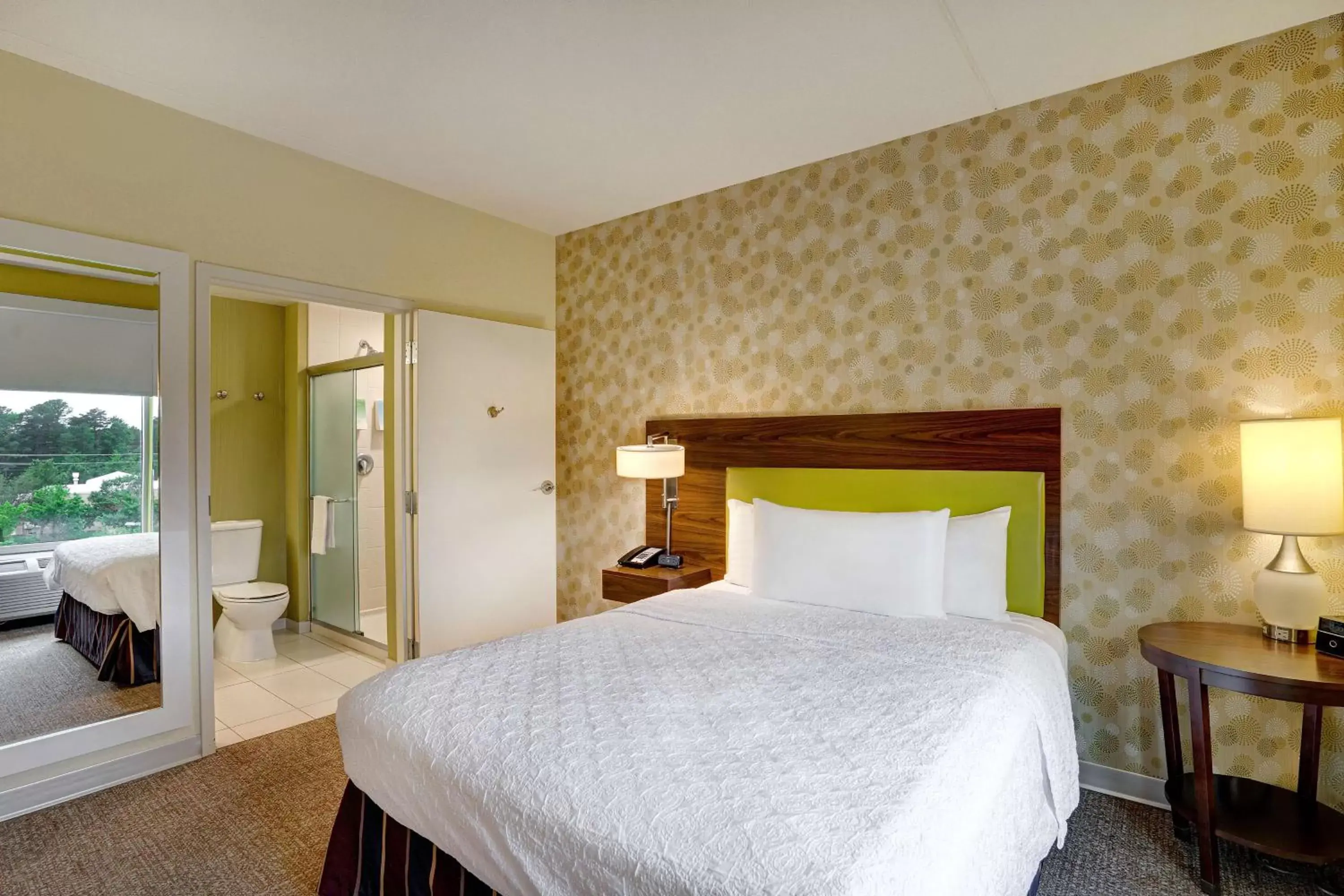 Bed in Home2 Suites by Hilton Lexington Park Patuxent River NAS, MD