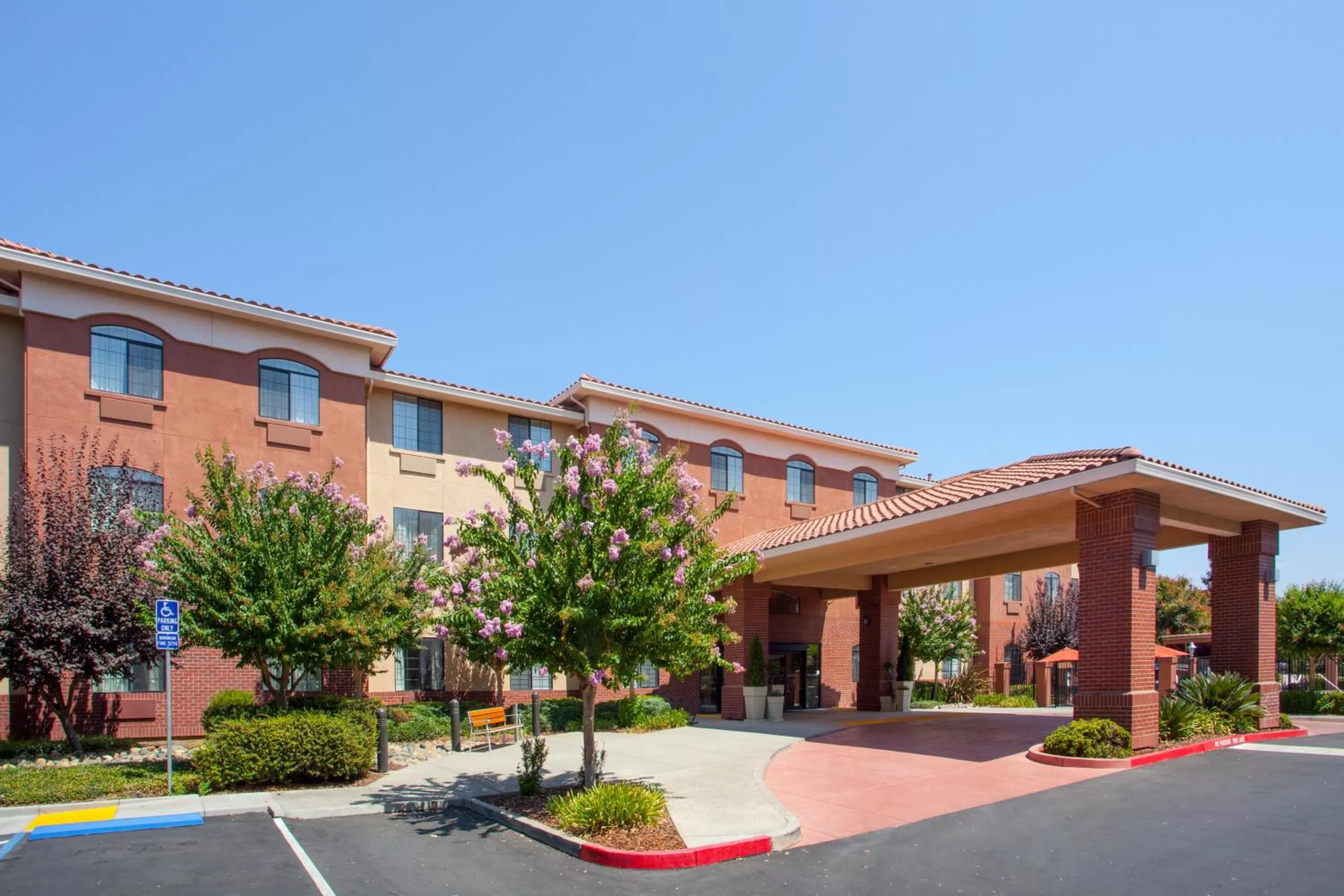 Property building in Holiday Inn Express Davis-University Area by IHG