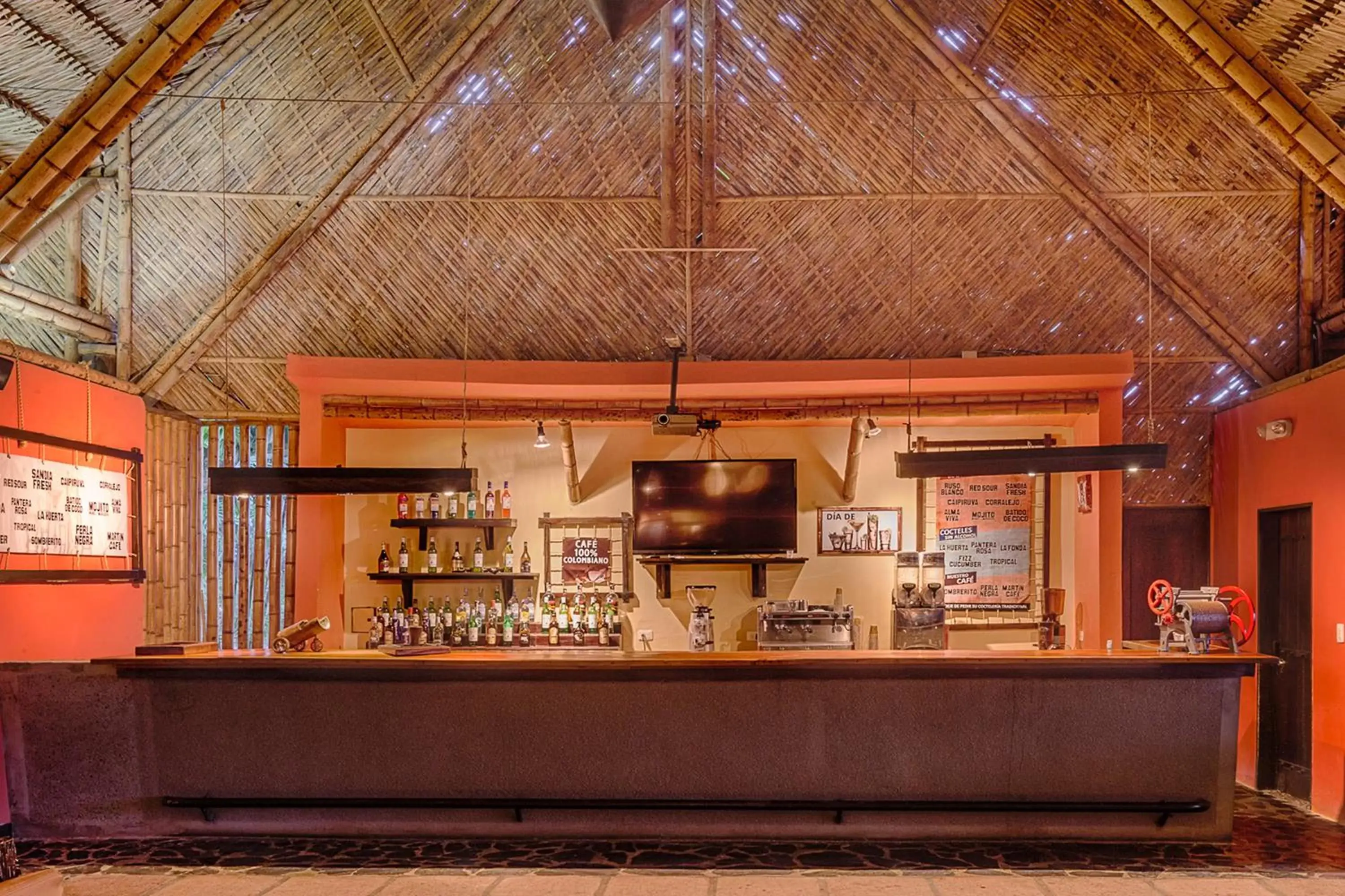 Lounge or bar, Lounge/Bar in Decameron Panaca - All Inclusive