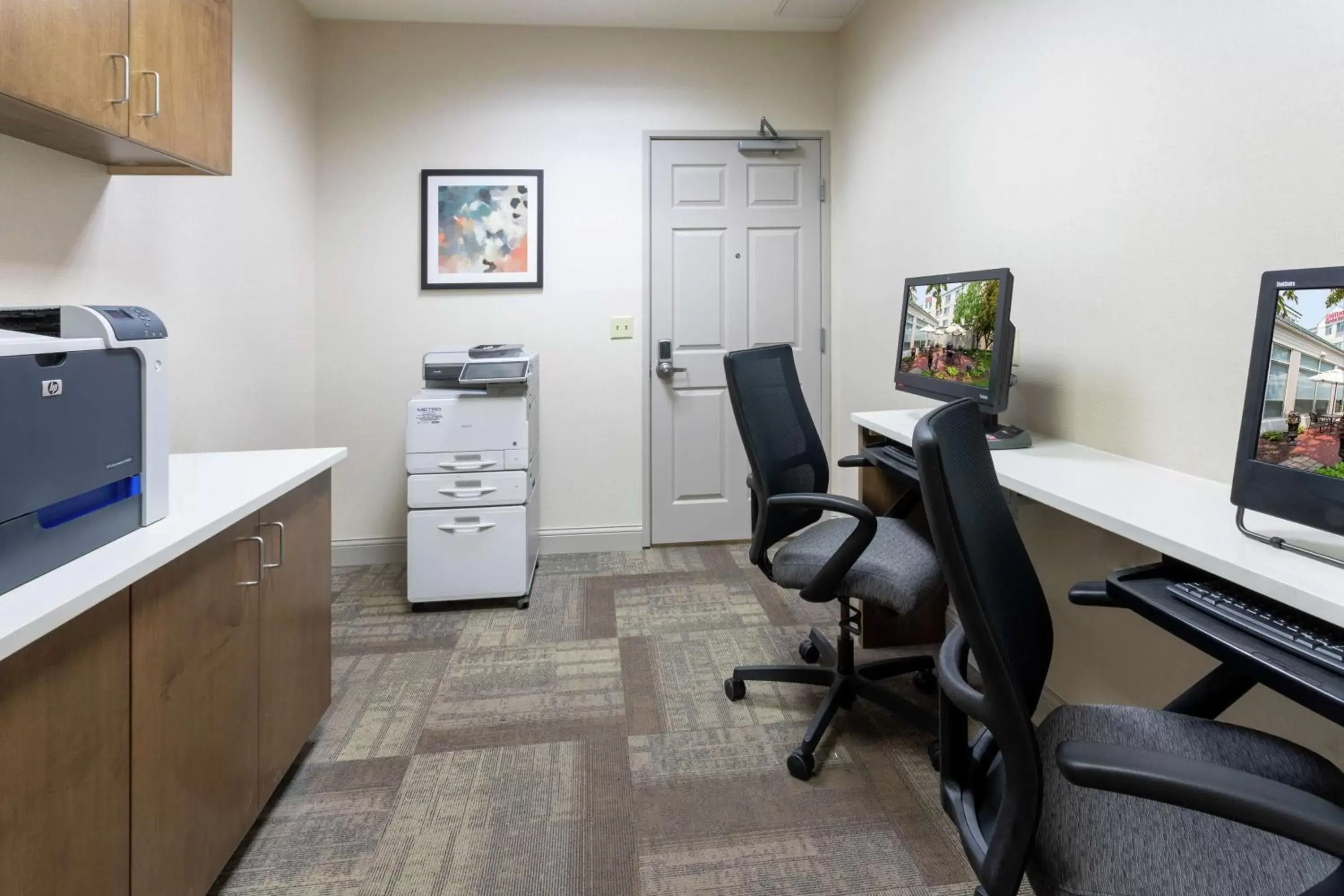 Business facilities, Kitchen/Kitchenette in Hilton Garden Inn Minneapolis Saint Paul-Shoreview