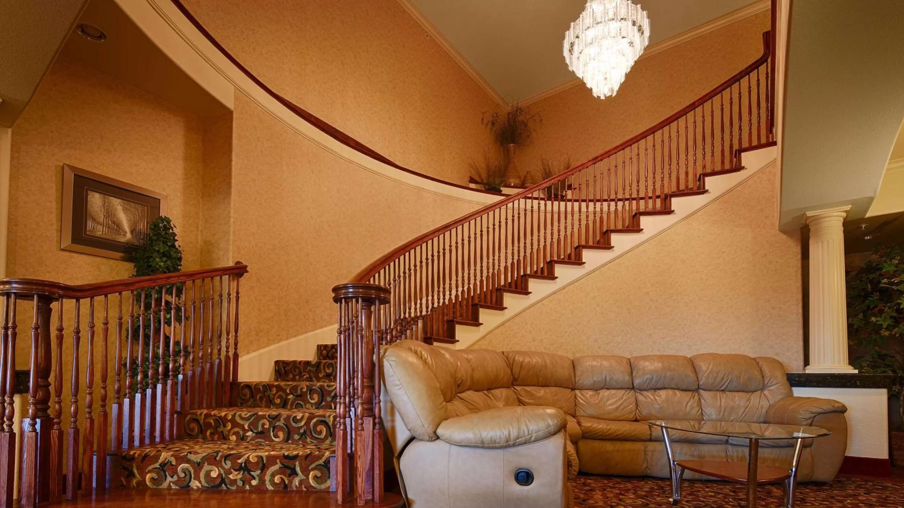 Lobby or reception in Best Western Inn & Suites - Henrietta