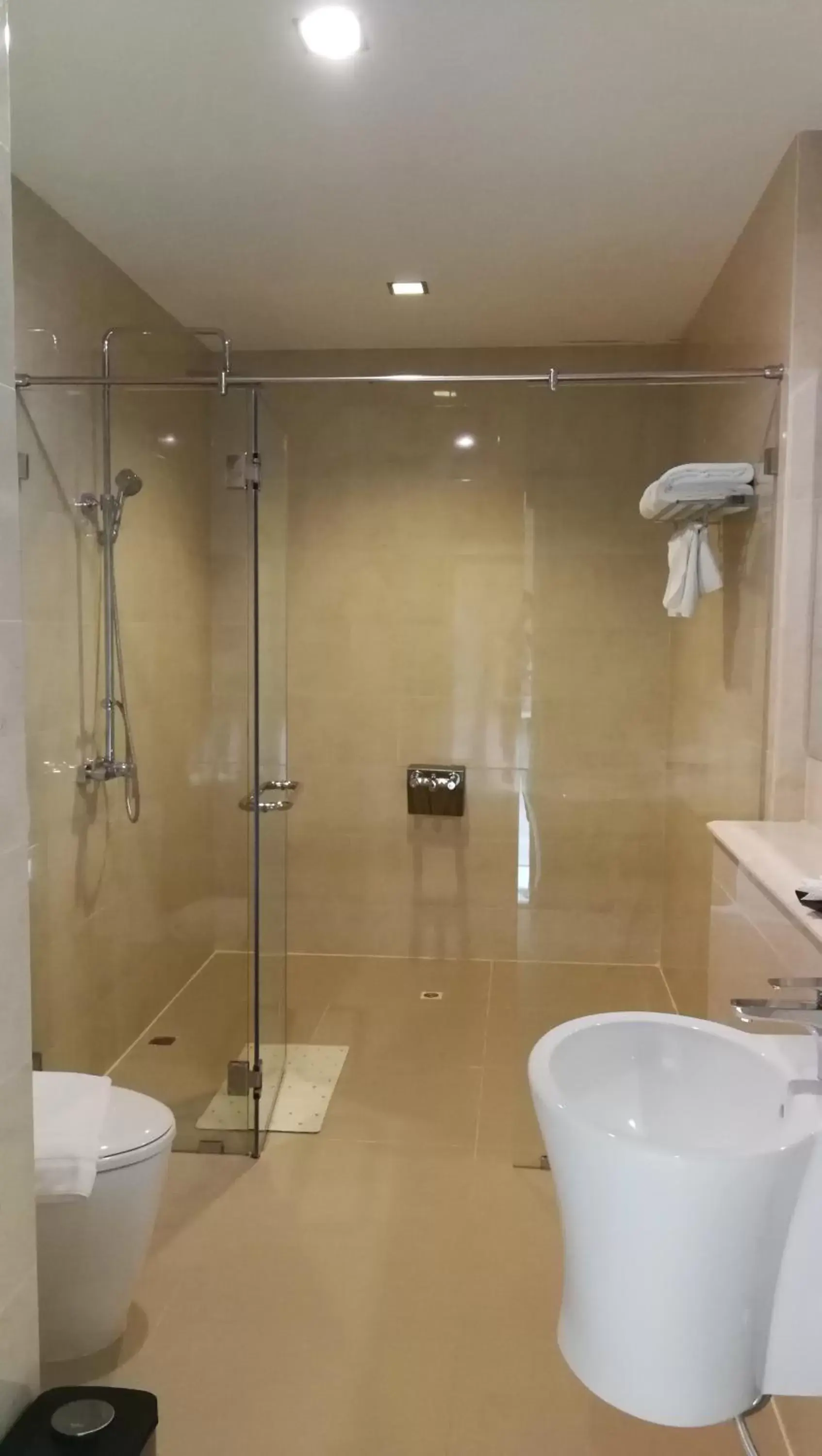 Shower, Bathroom in Hyde Park Chiangmai