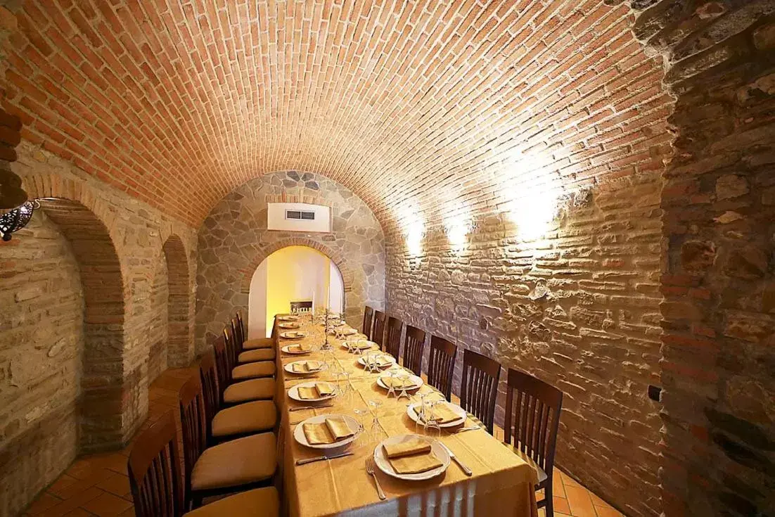 Restaurant/Places to Eat in Palazzo dei Poeti