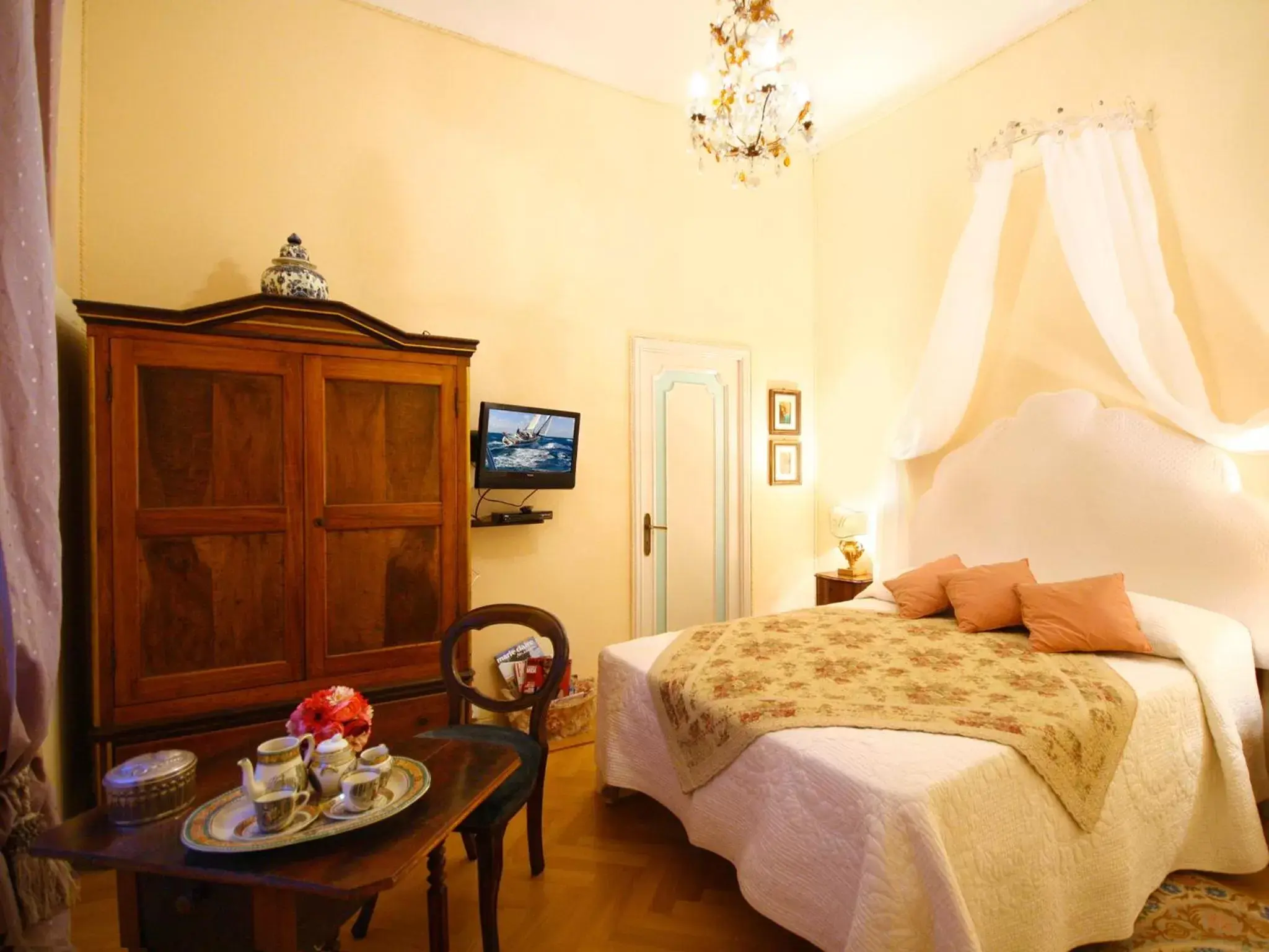 Photo of the whole room in La Casa di Anny B&B di Charme