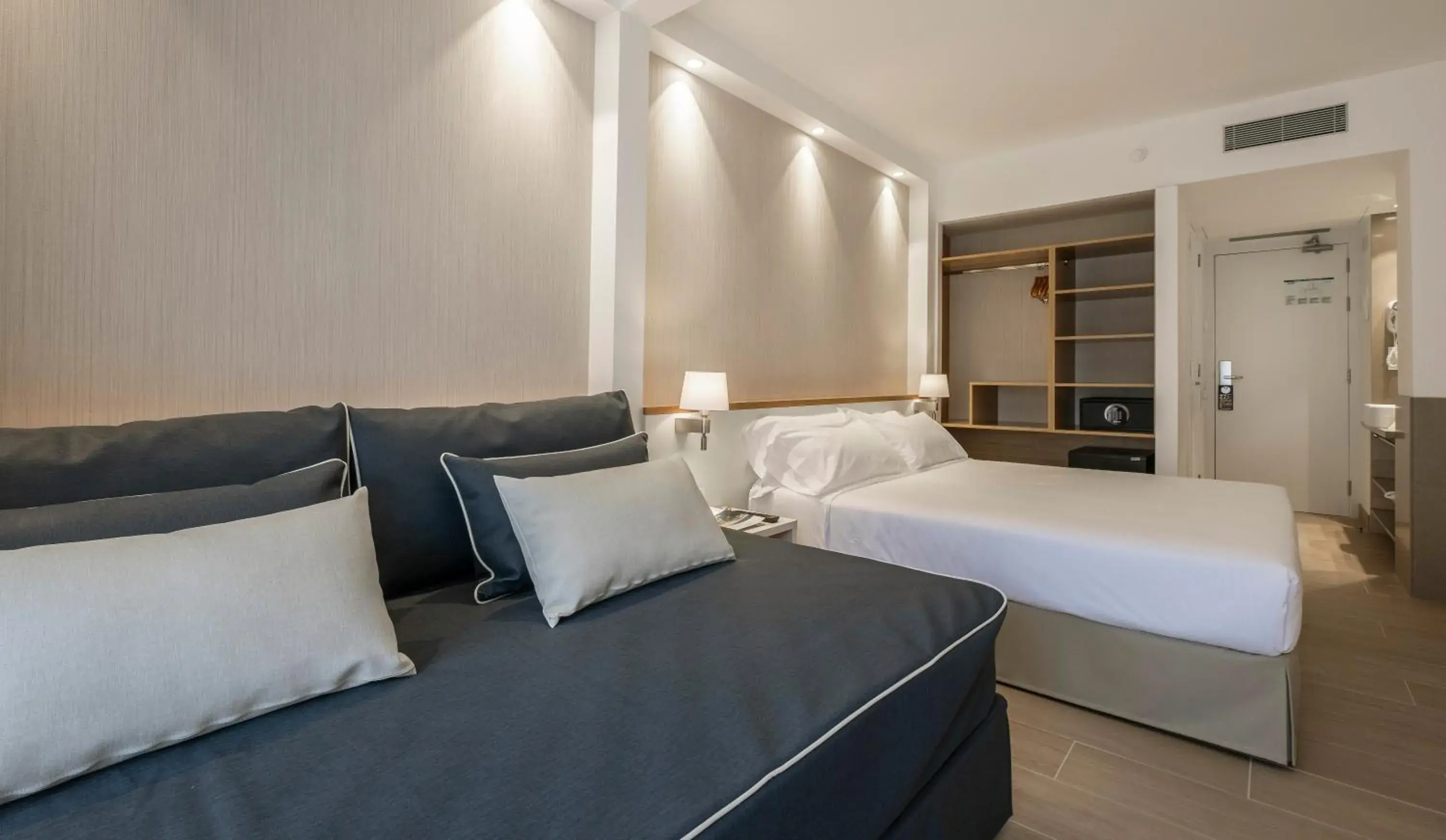Bedroom, Bed in Rosamar Es Blau 4*s - Adults Only