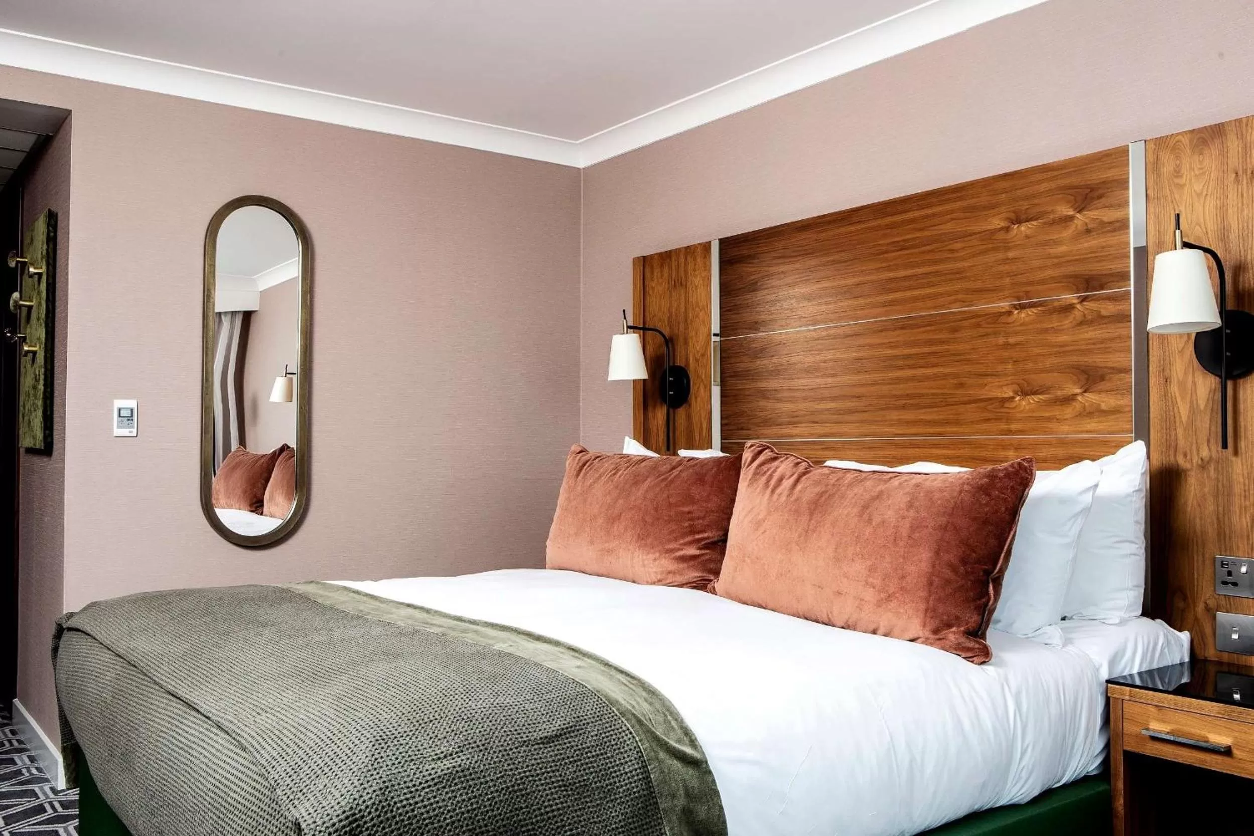 Bed in Waterfront Southport Hotel