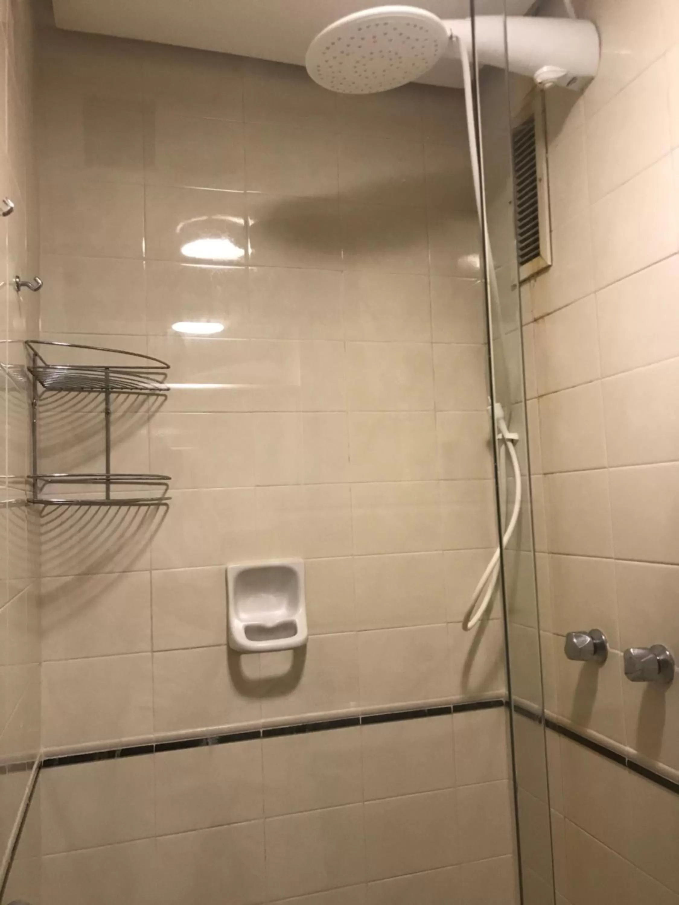 Bathroom in Wall Street Flat Service
