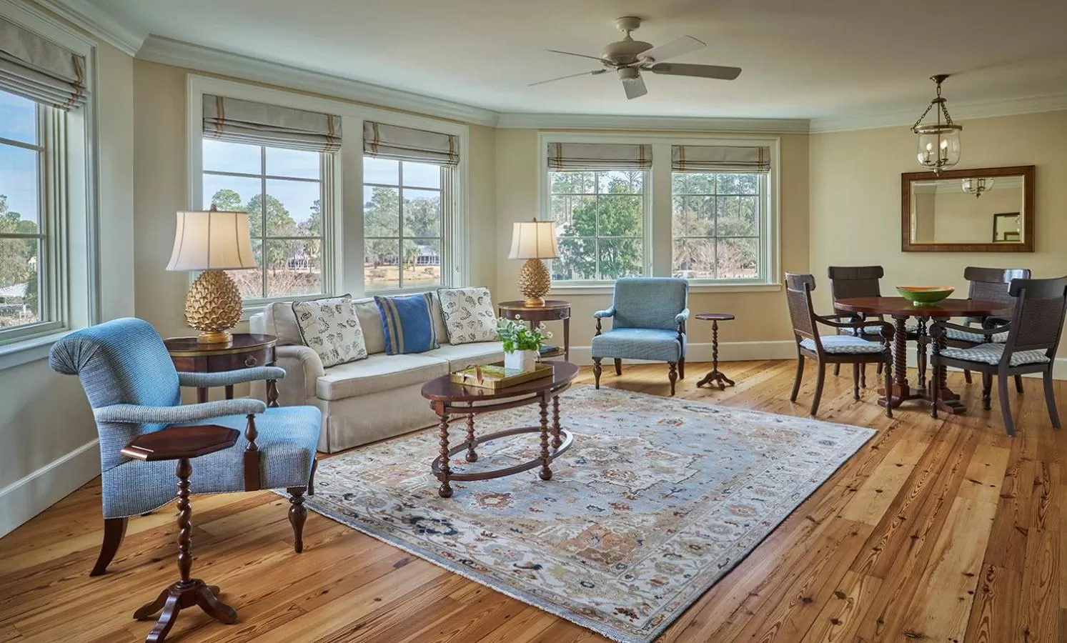 Living room in Montage Palmetto Bluff