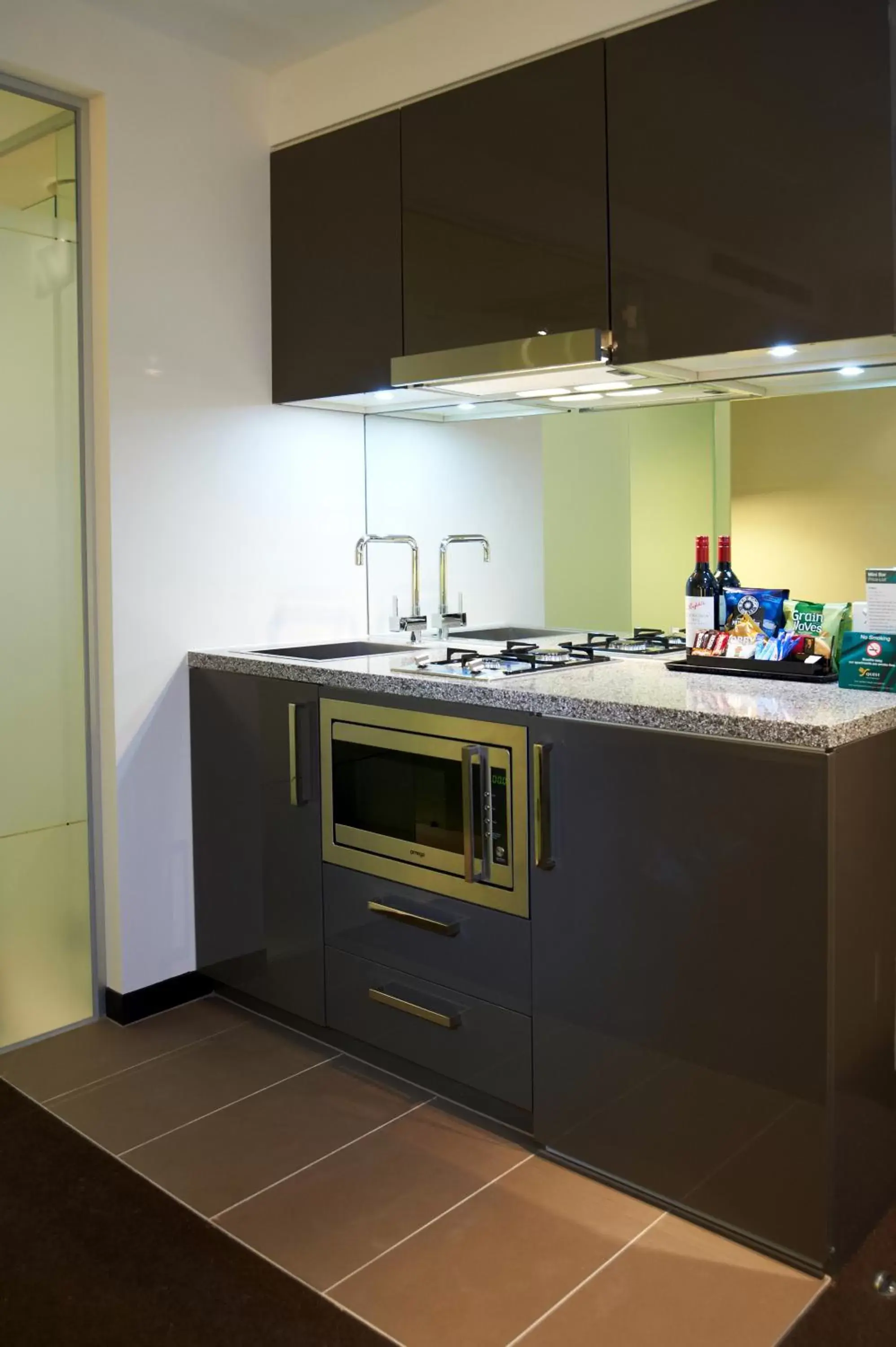 Kitchen/Kitchenette in Corporate Living Accommodation Hawthorn
