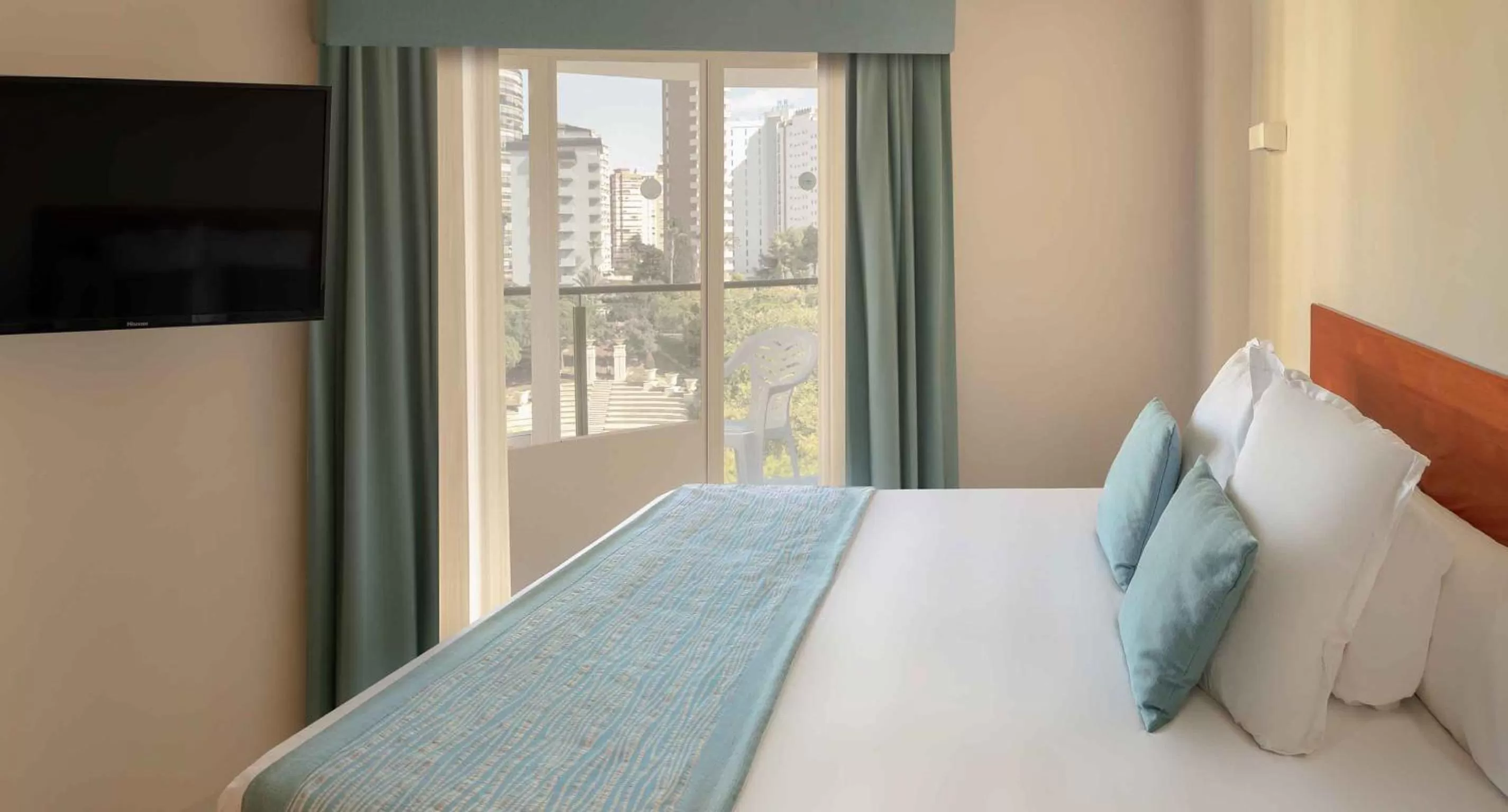 Bed in Magic Cristal Park