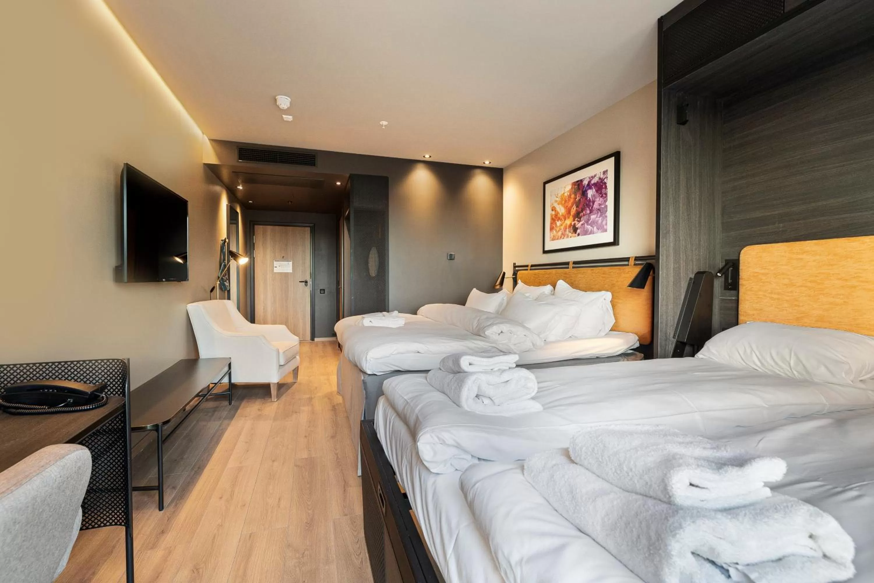 Bed in Lily Country Club