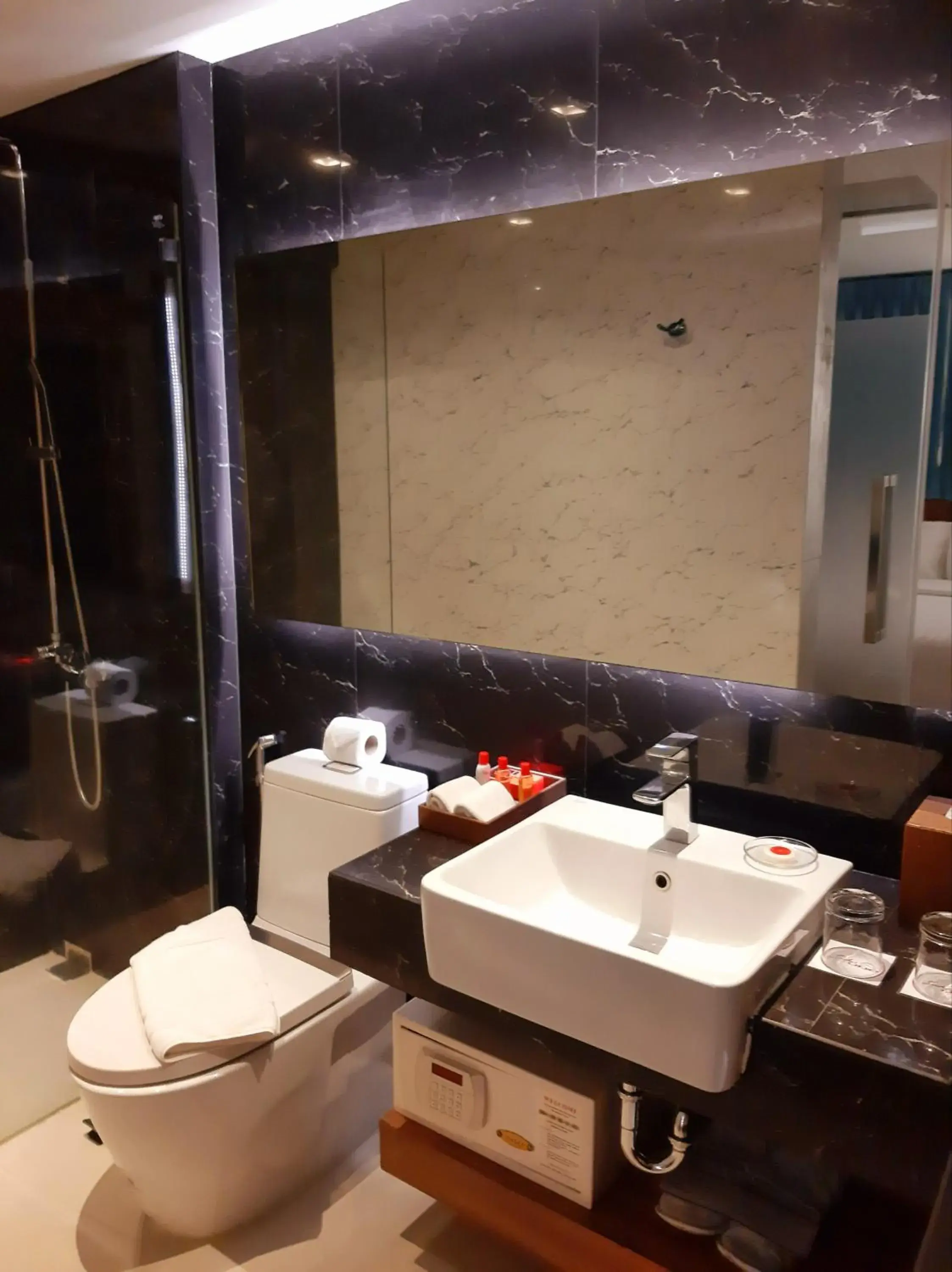 Other, Bathroom in Sacha's Hotel Uno SHA