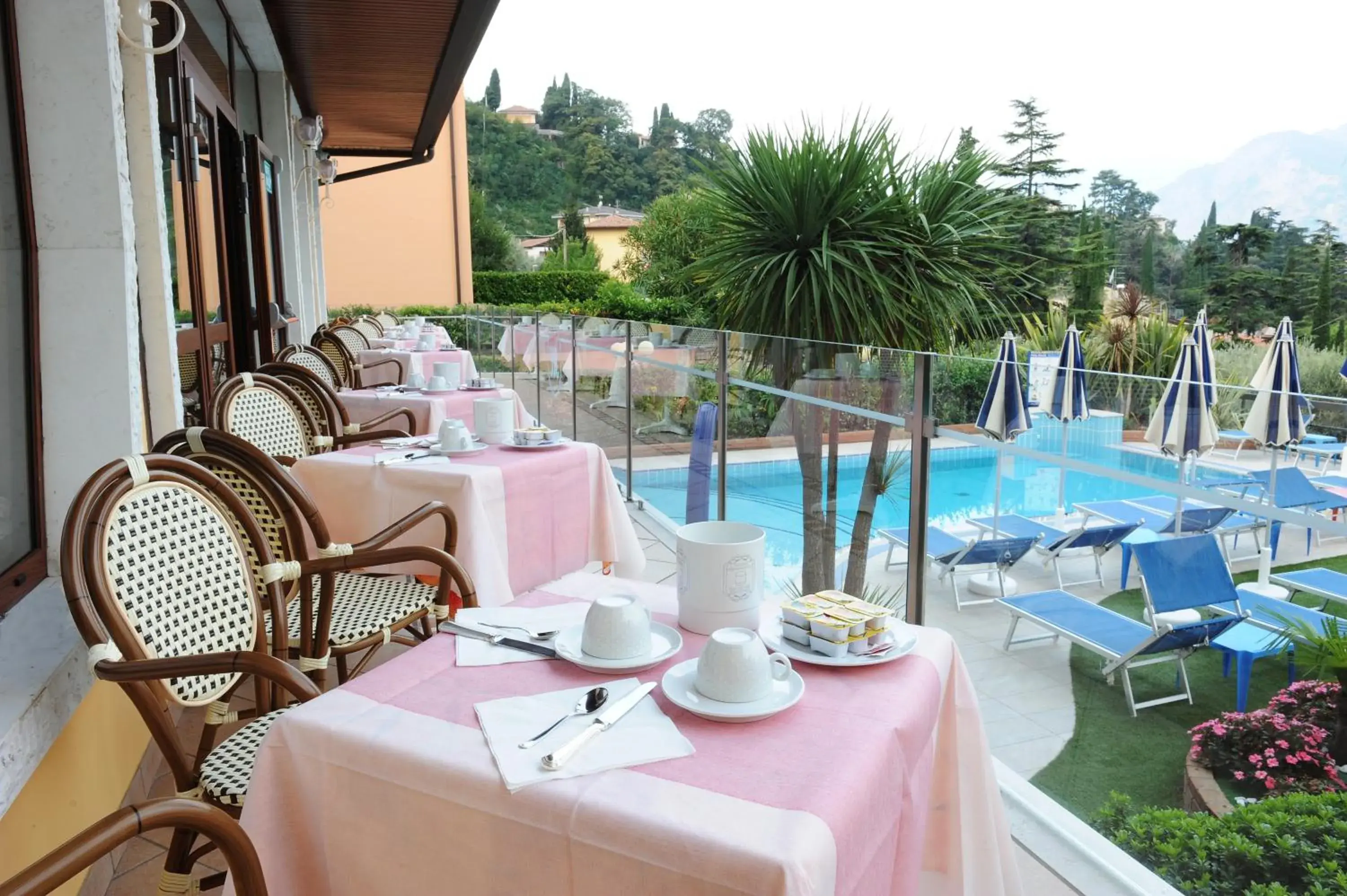 Restaurant/Places to Eat in Hotel Cristallo