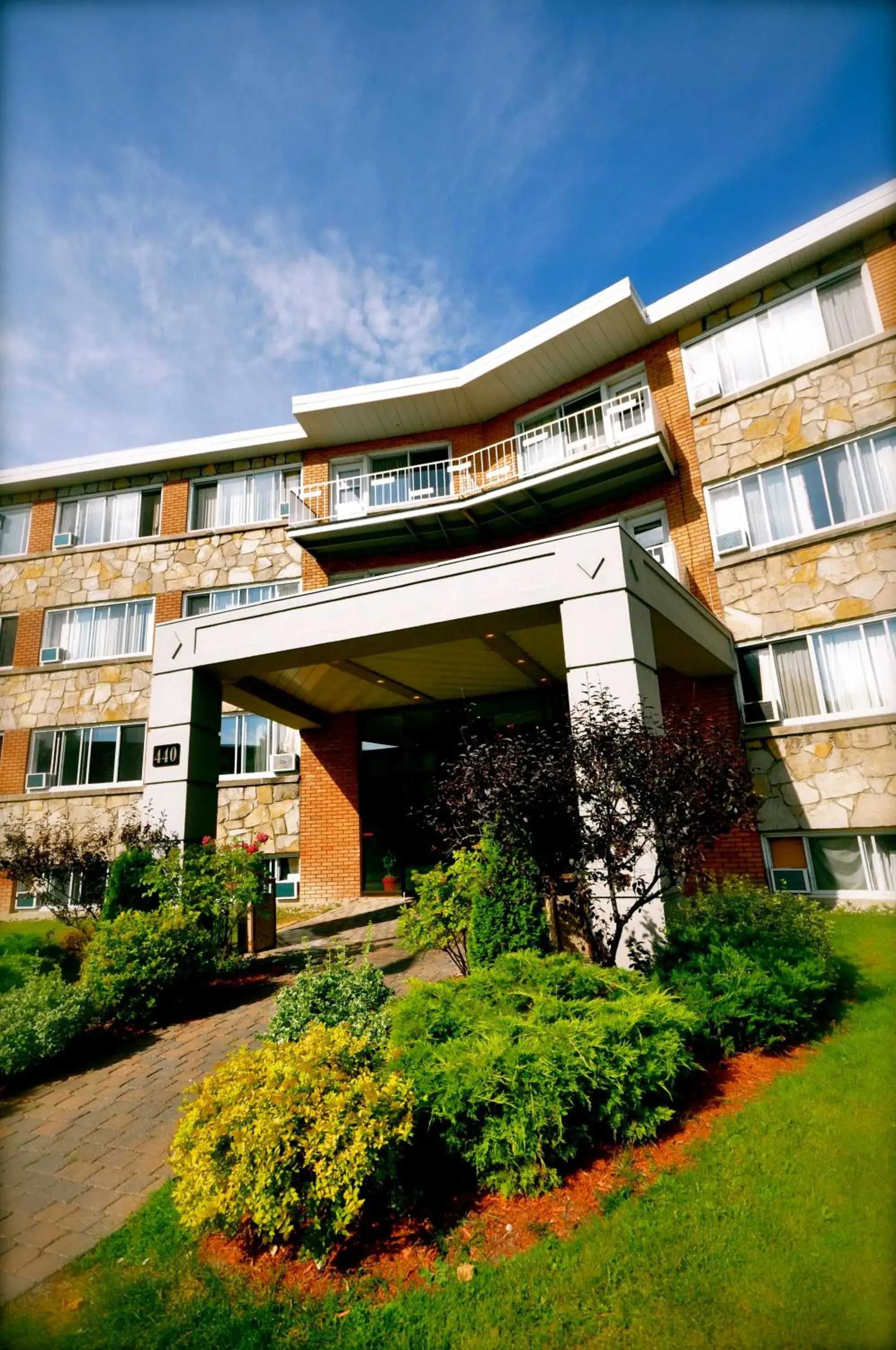 Facade/entrance, Property Building in Beausejour Hotel Apartments/Hotel Dorval