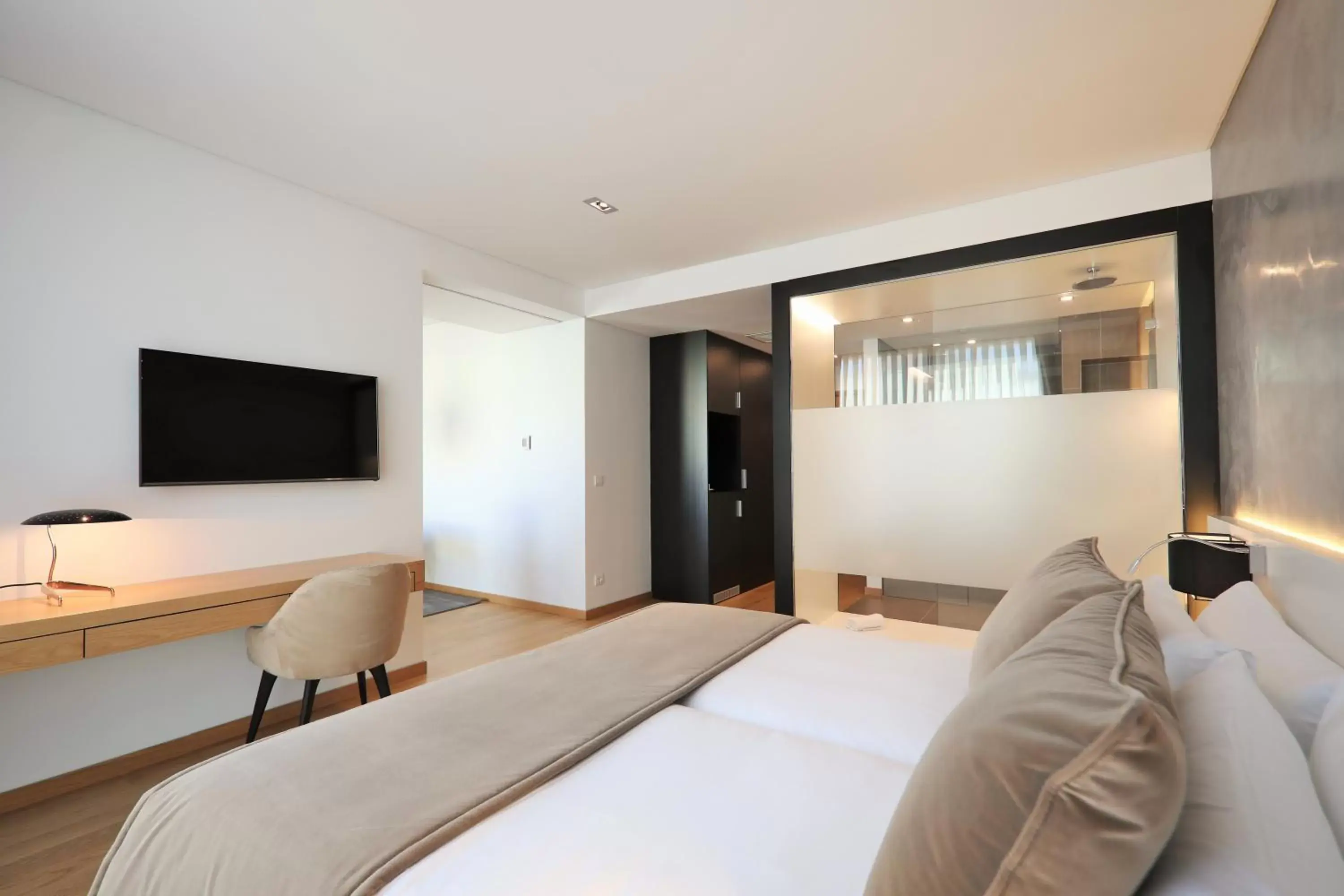 Bedroom, Bed in Iberostar Selection Lisboa