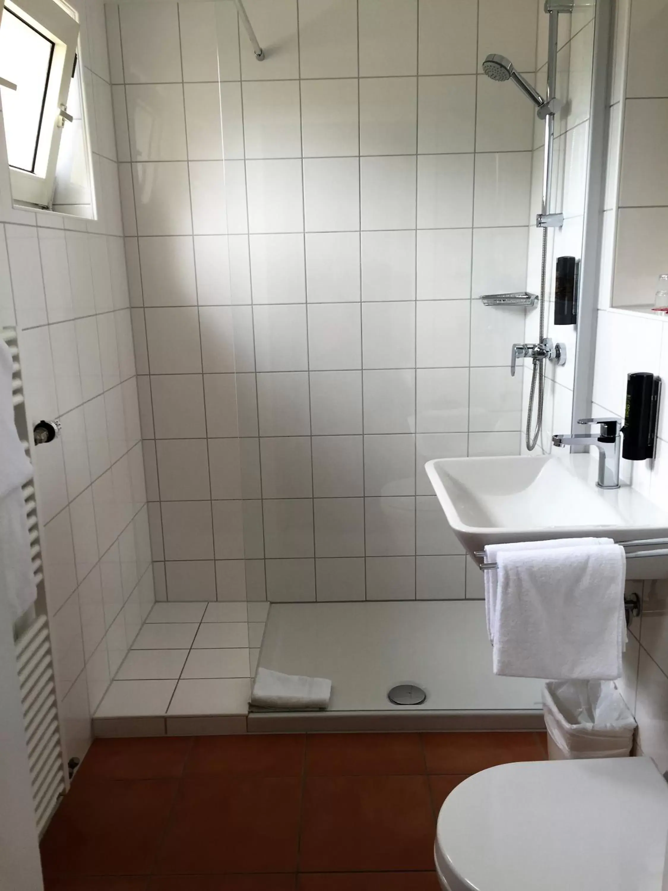 Photo of the whole room, Bathroom in Privathotel Stickdorn