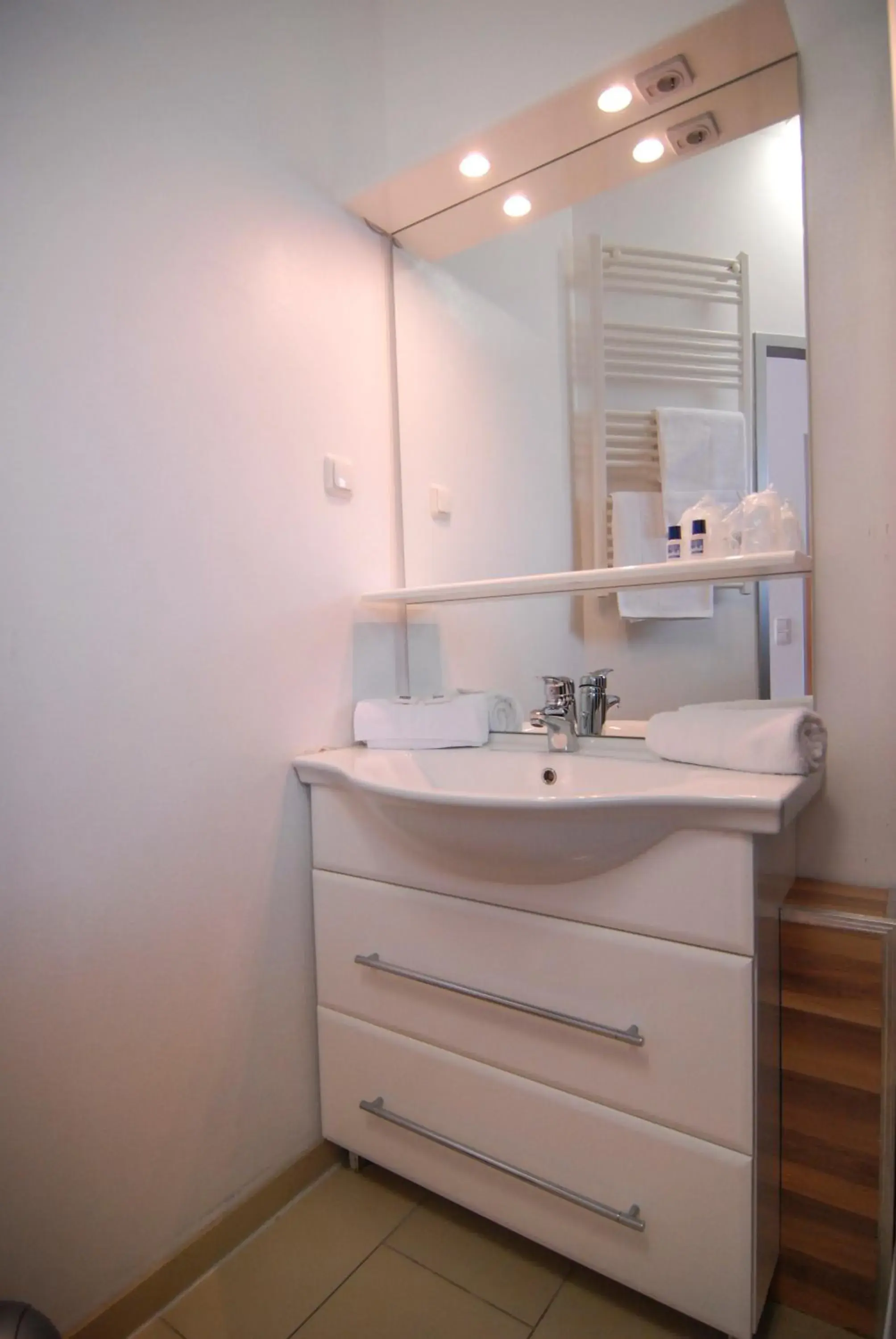 Bathroom in Petul Apart Hotel Residenz