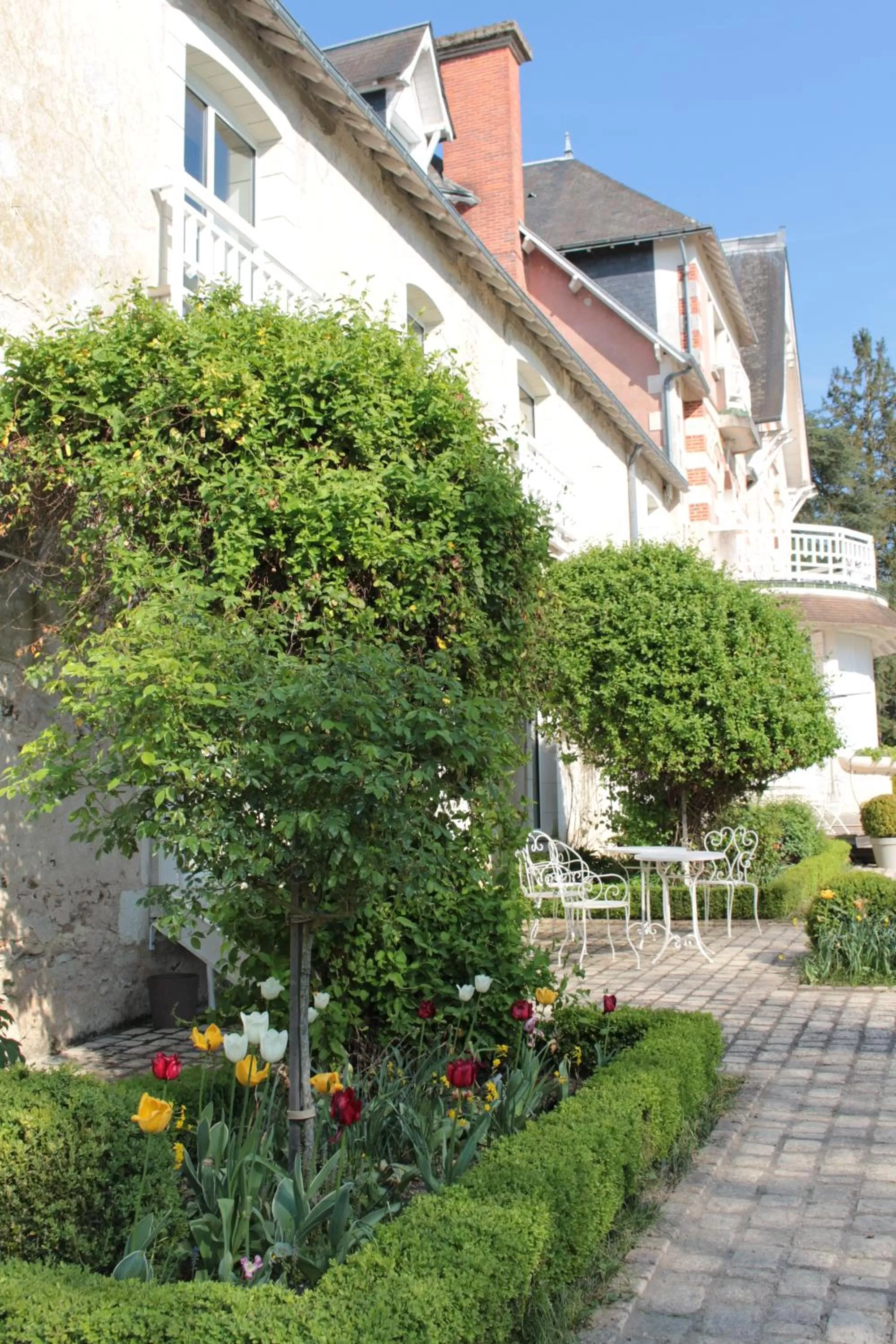 Property Building in La Poignardière