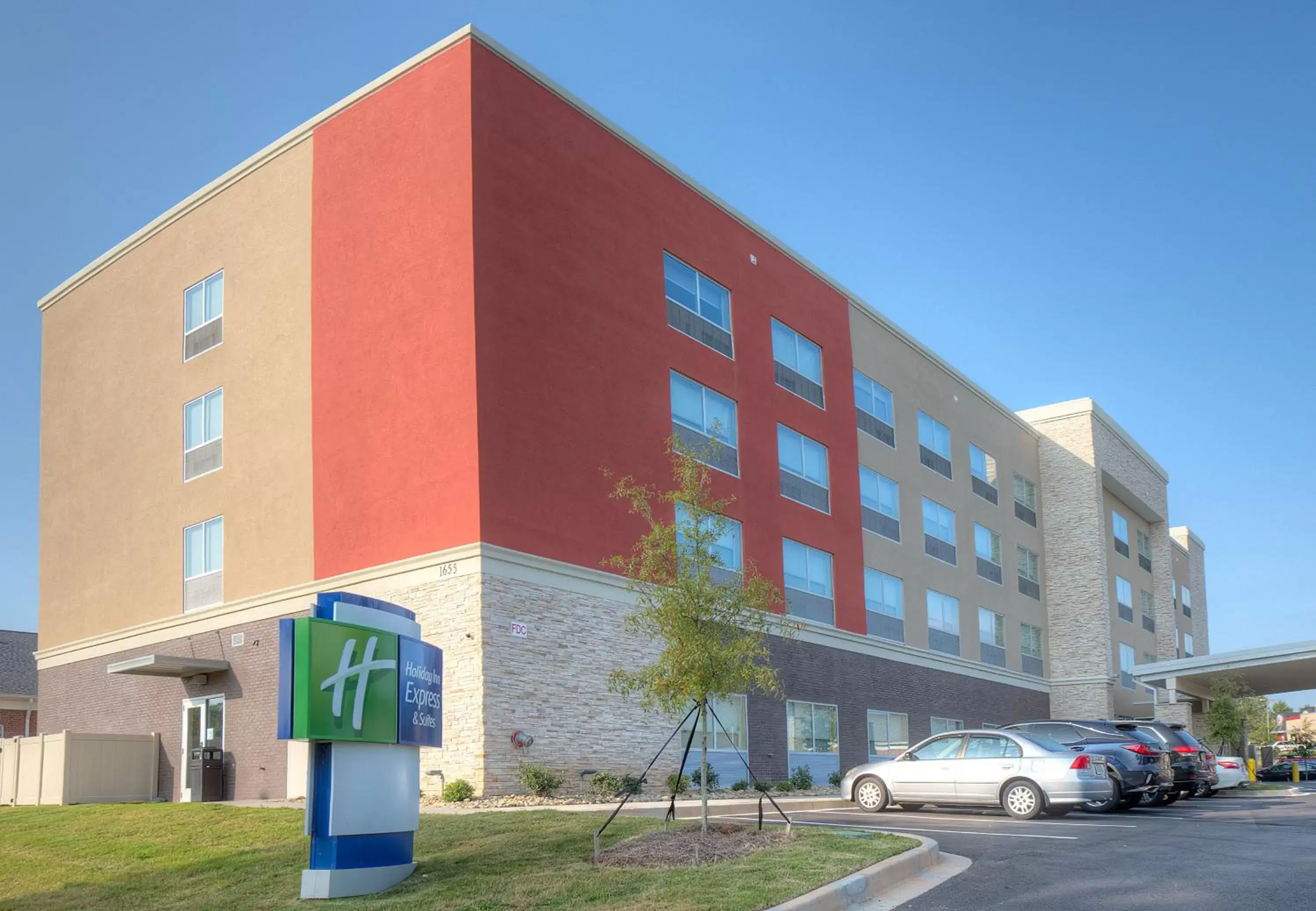 Property Building in Holiday Inn Express & Suites - Fort Mill, an IHG Hotel