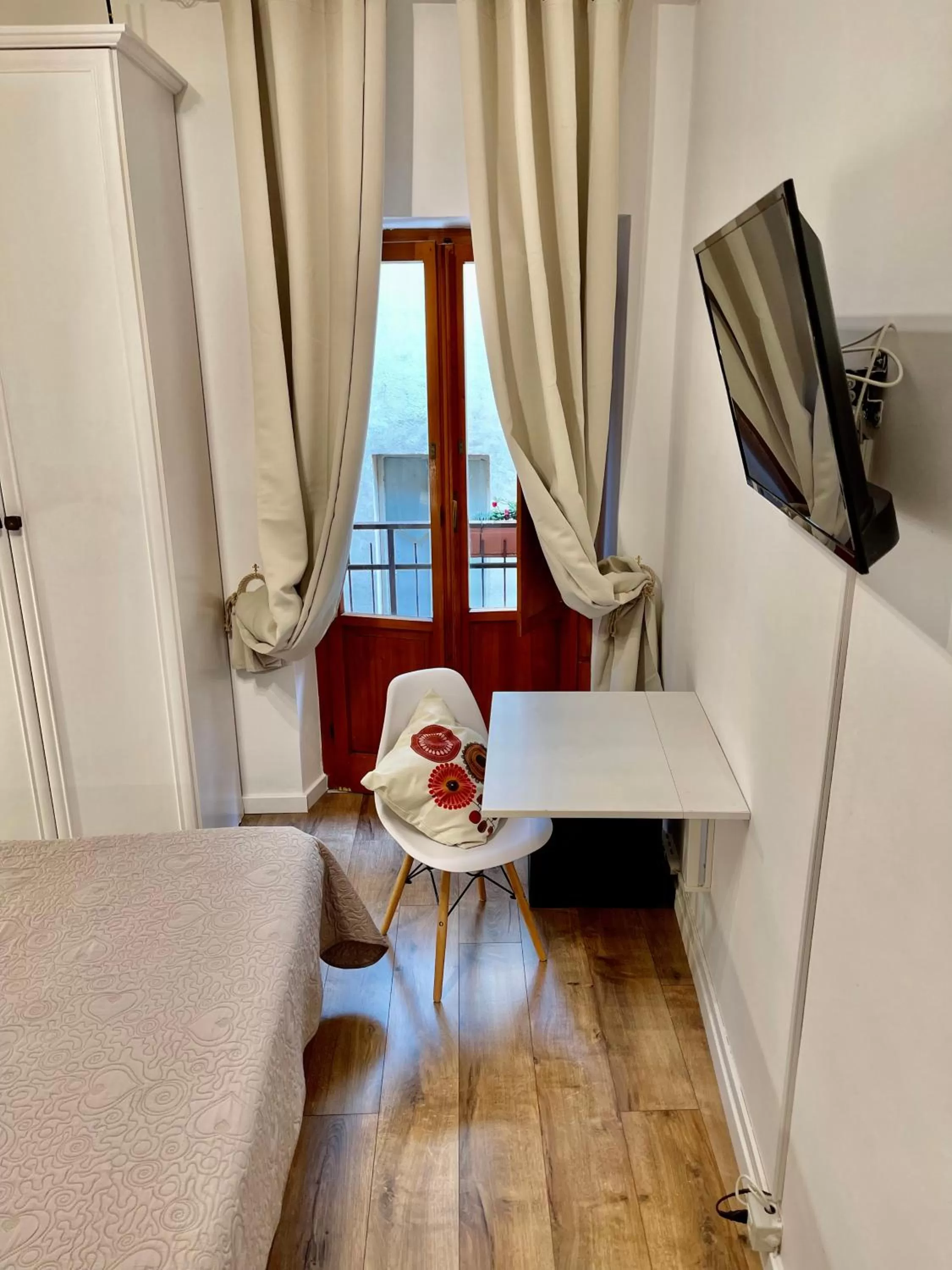 Bed in Hotel S. Ercolano