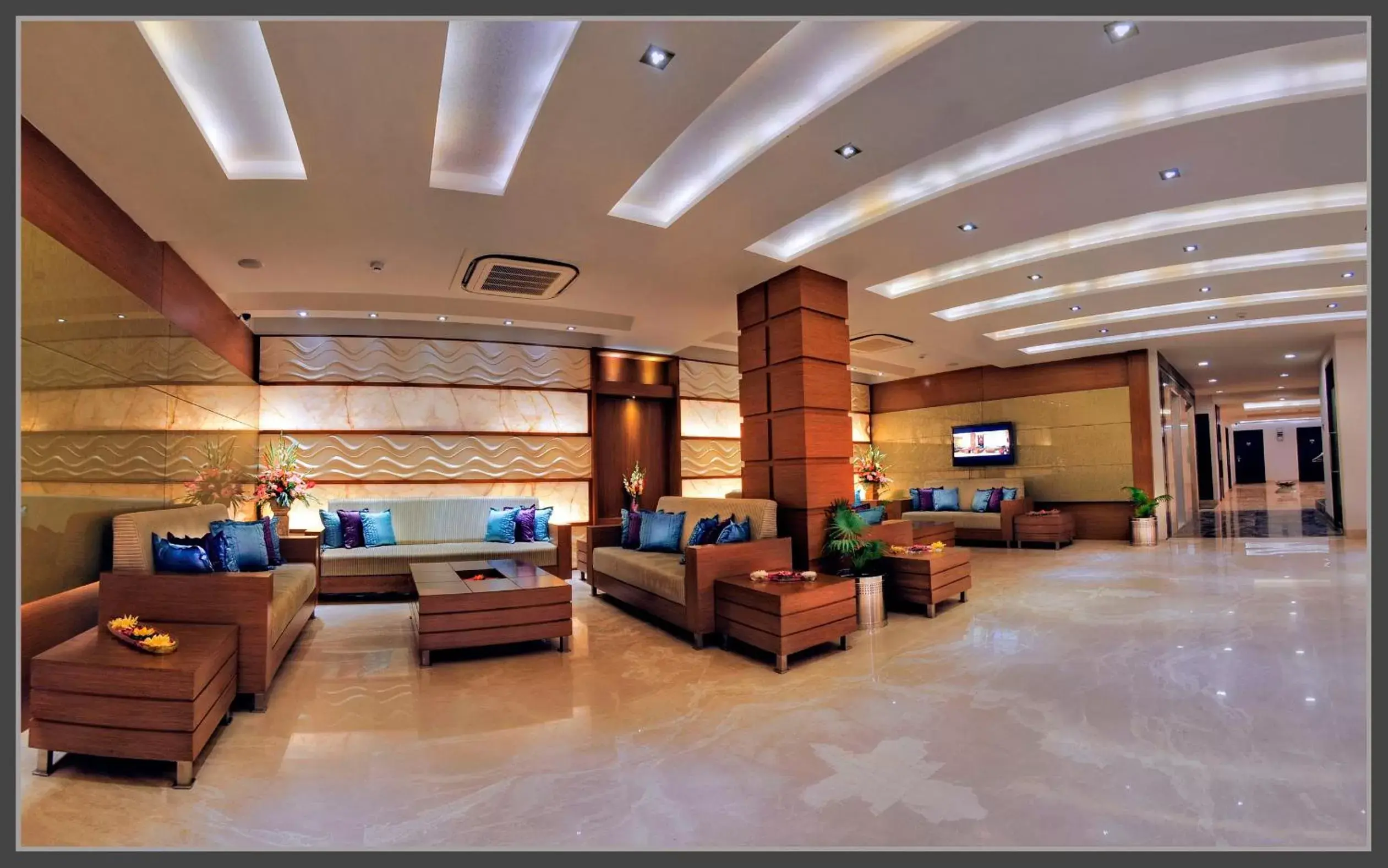 Lobby or reception in The Retreat Lobby or reception in The Retreat