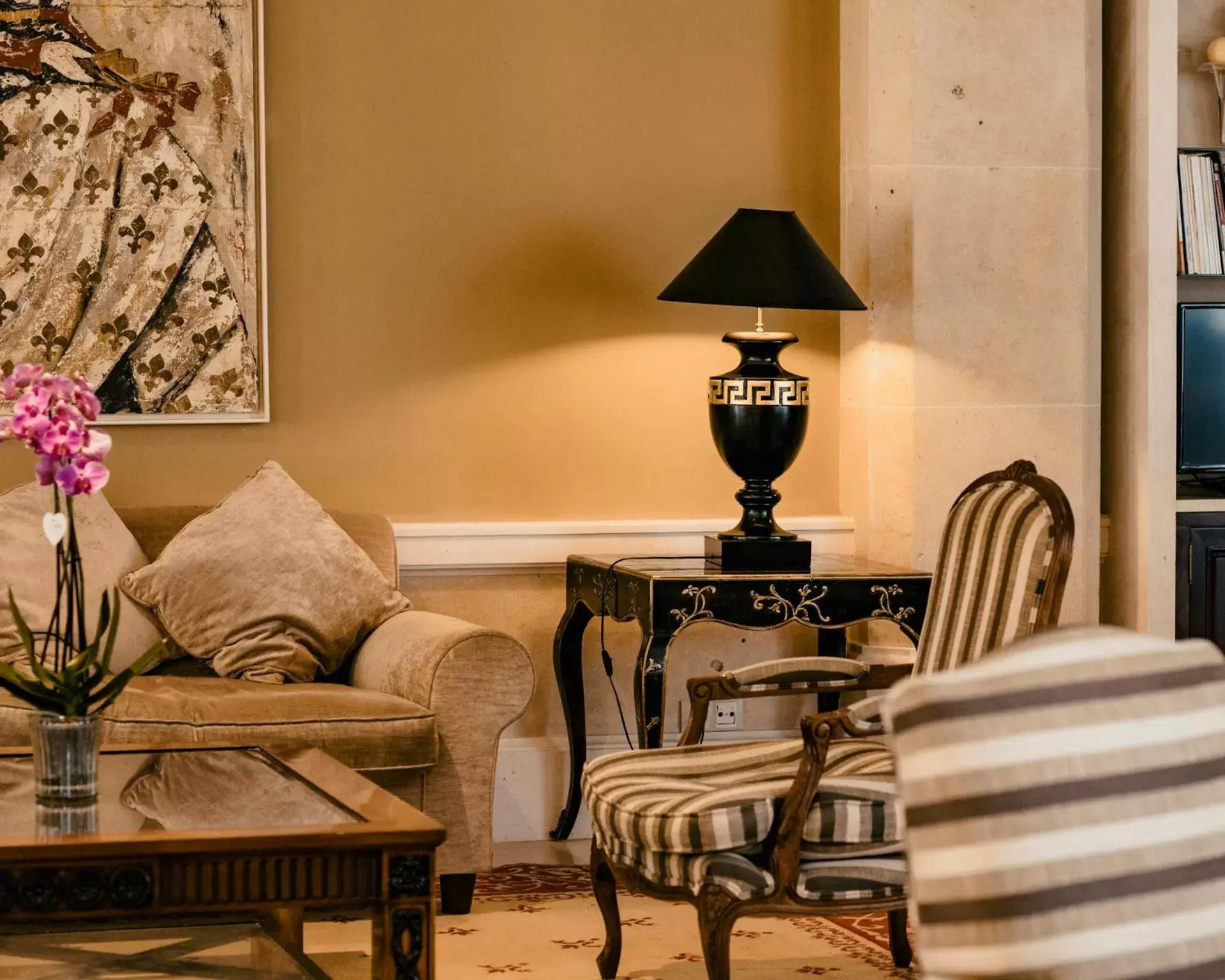 Seating Area in Hotel Cándido