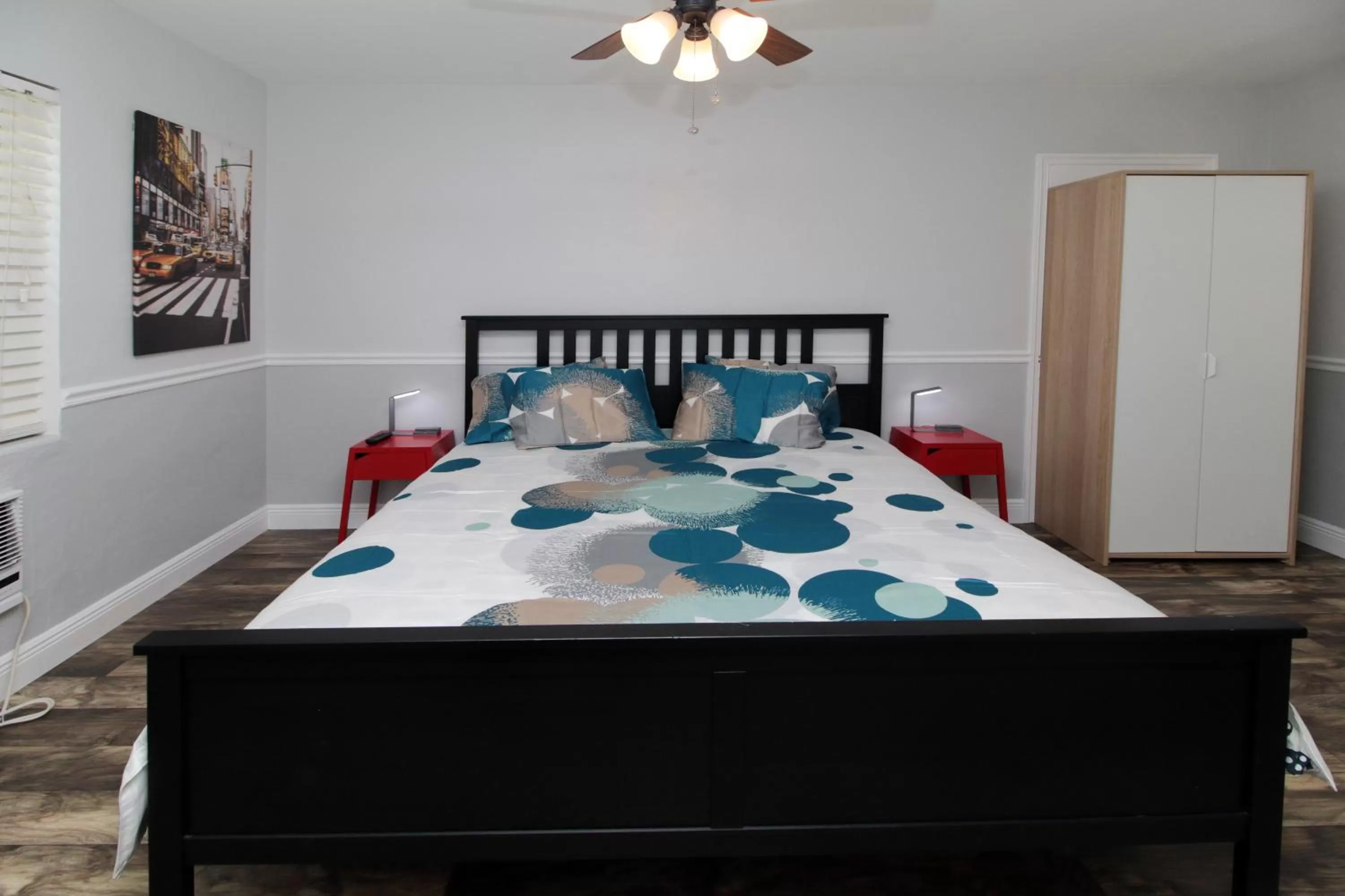 Other, Bed in The Dolphin Hollywood