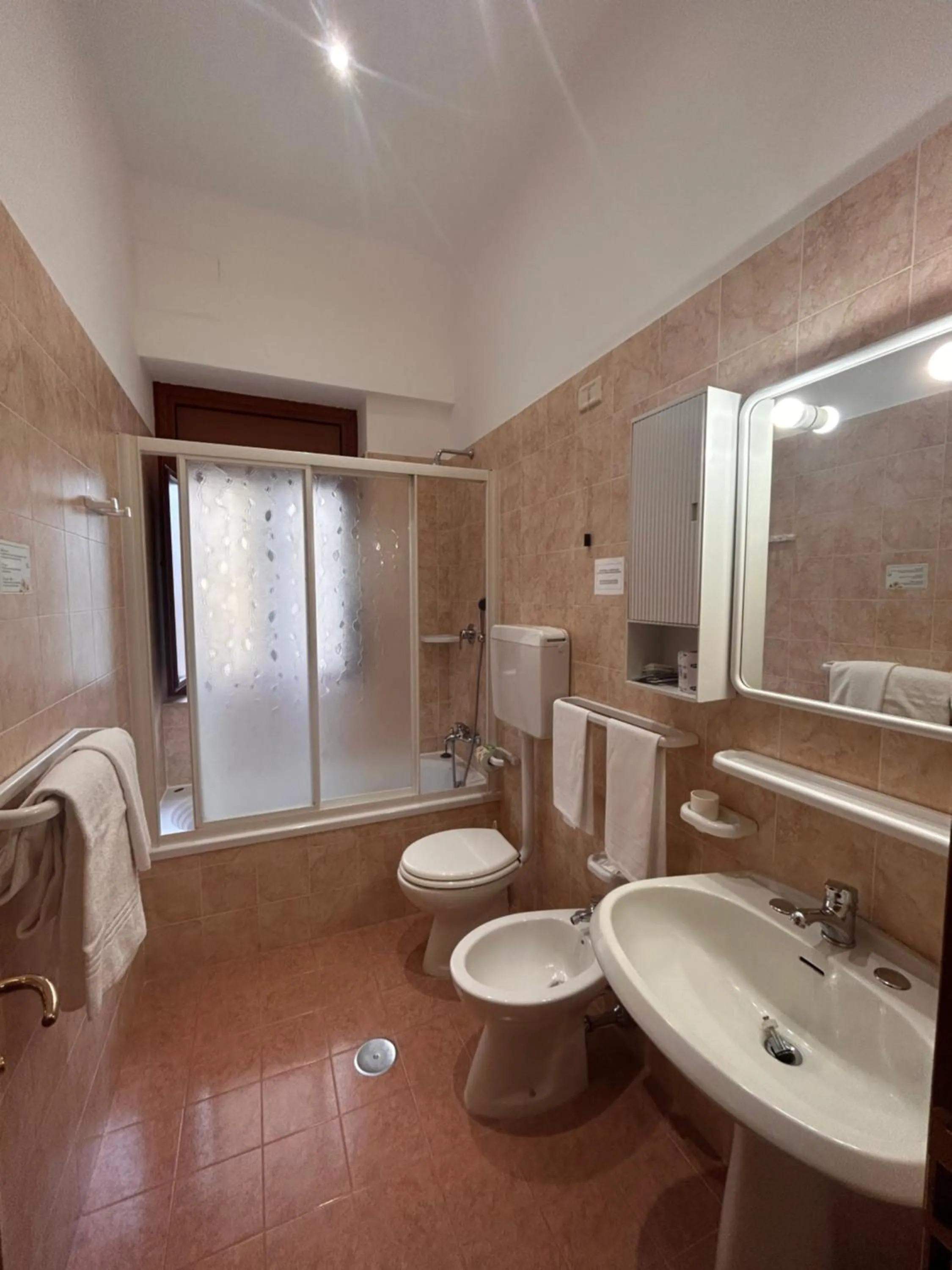 Toilet in Il Nocchiero City Hotel