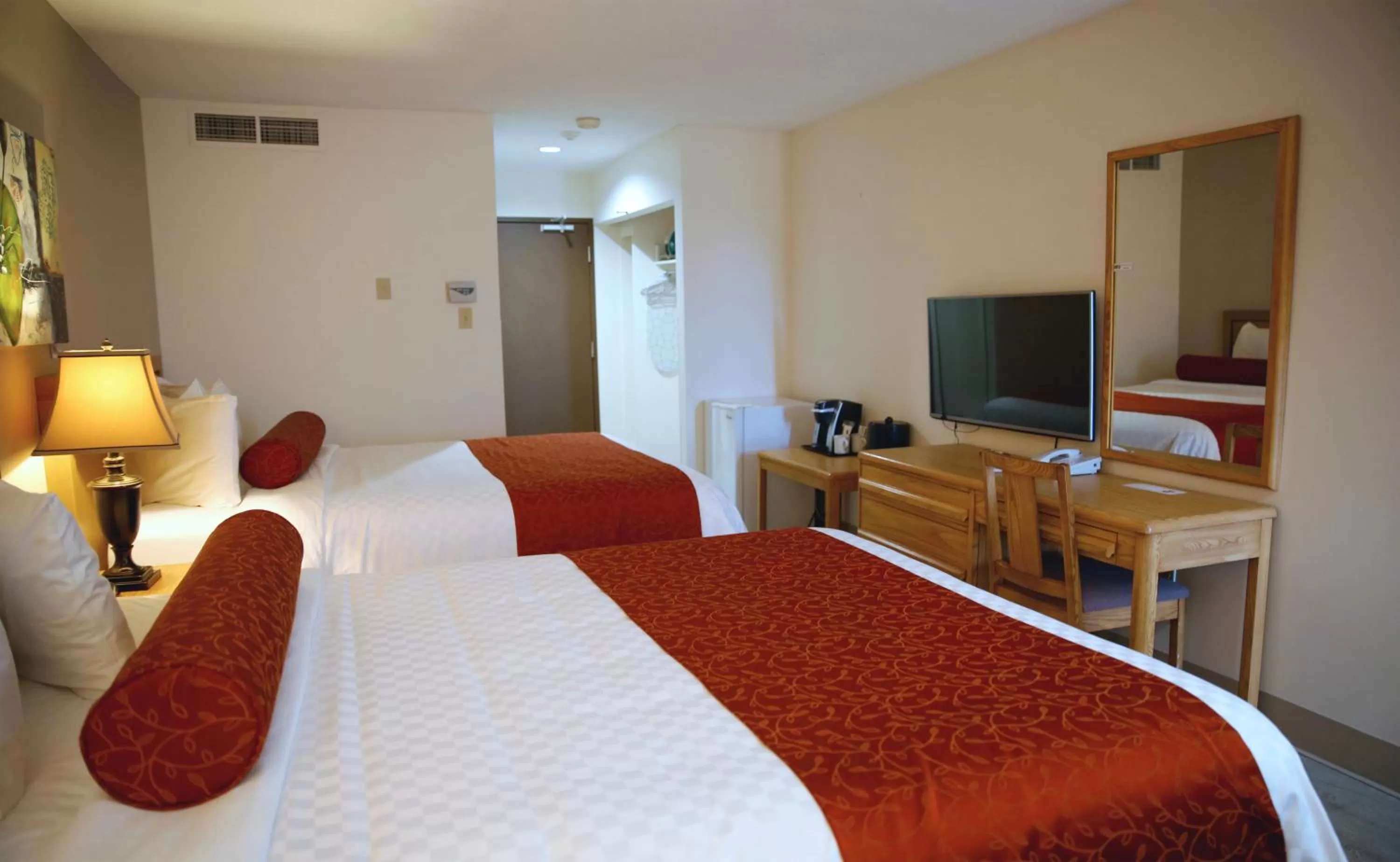 Bed in Auberge du Grand Lac